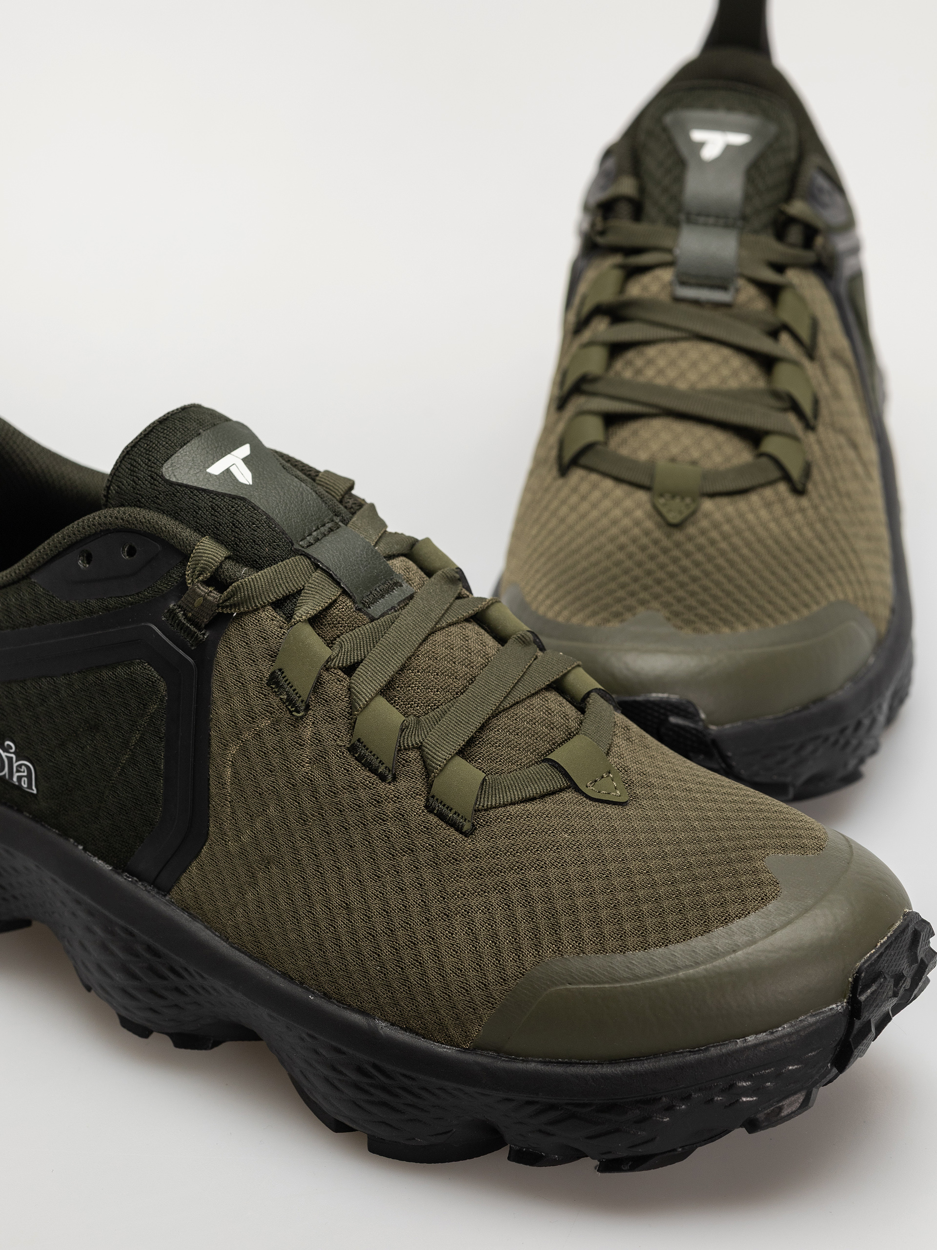 Columbia Escape Thrive Titanium Cipők (nori/white)