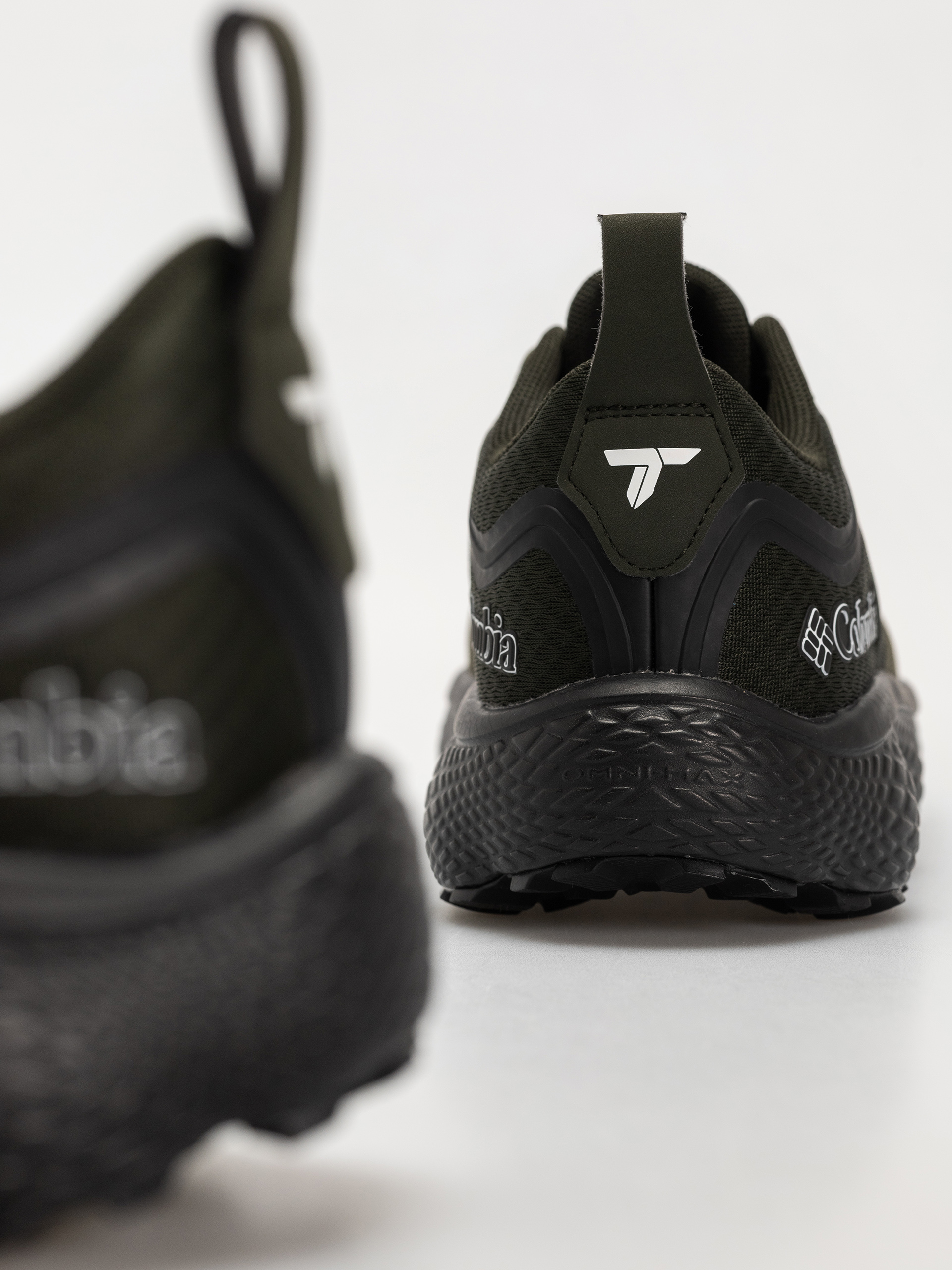 Columbia Escape Thrive Titanium Cipők (nori/white)