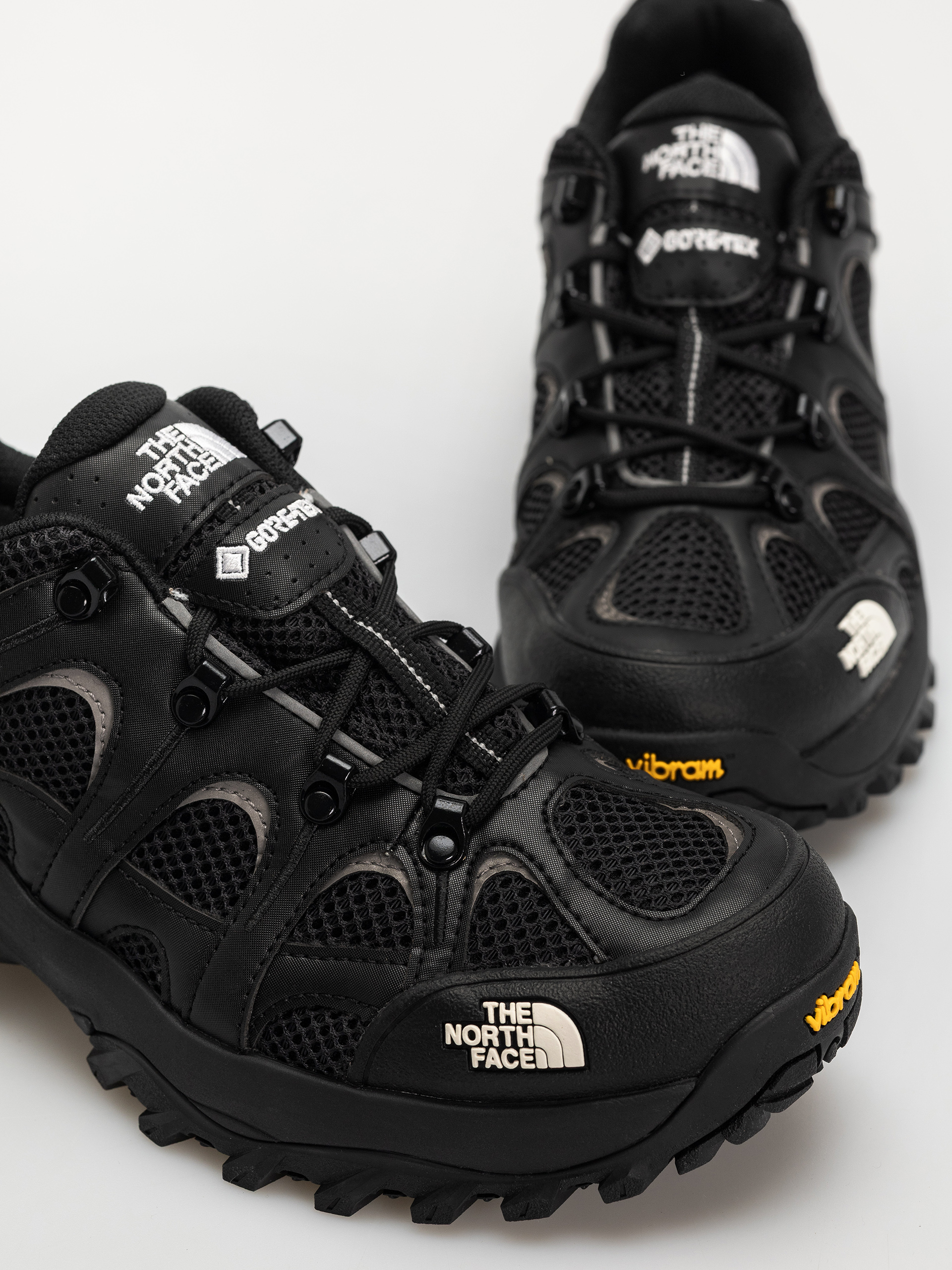 The North Face Hedgehog 06 Rvst Gore Tex Cipők (tnf black/tnf white)
