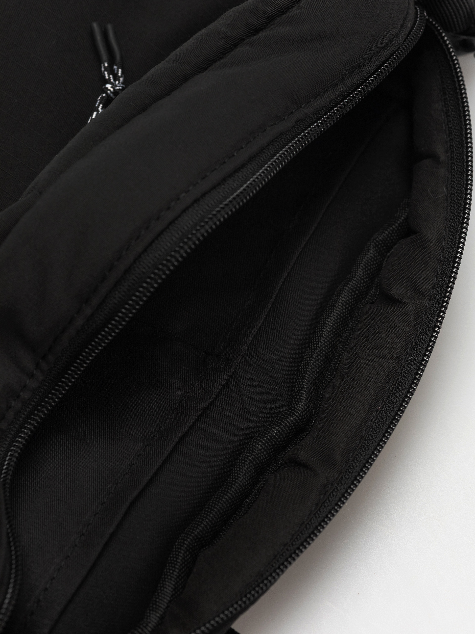 Kézitáska Iriedaily Ribtouch (black)