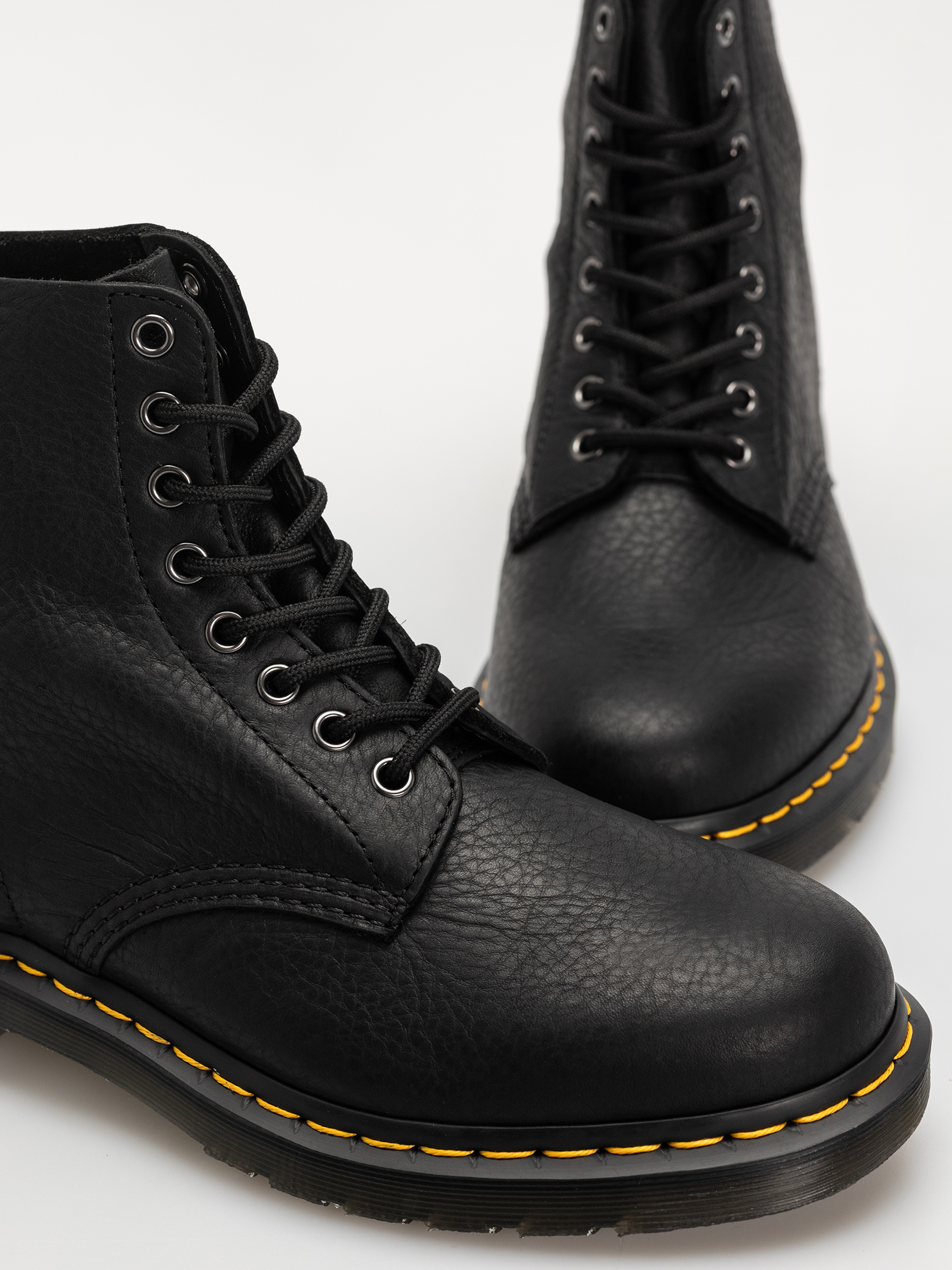 Dr. Martens 1460 Pascal Cipők (black ambassador)