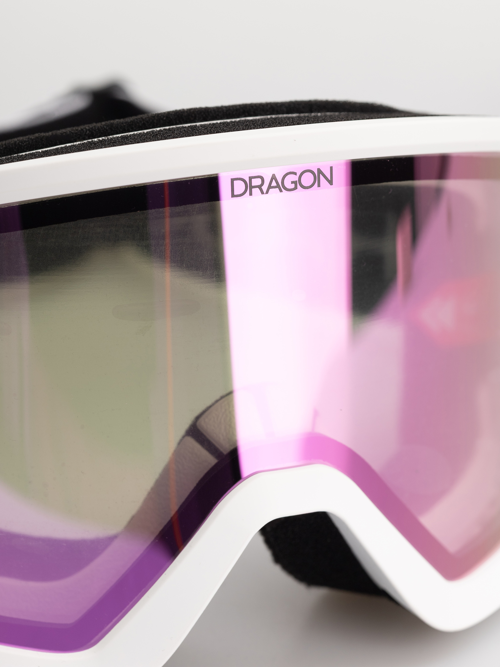 Snowboard szemüveg Dragon DX3 OTG (white/lumalens pink ion)