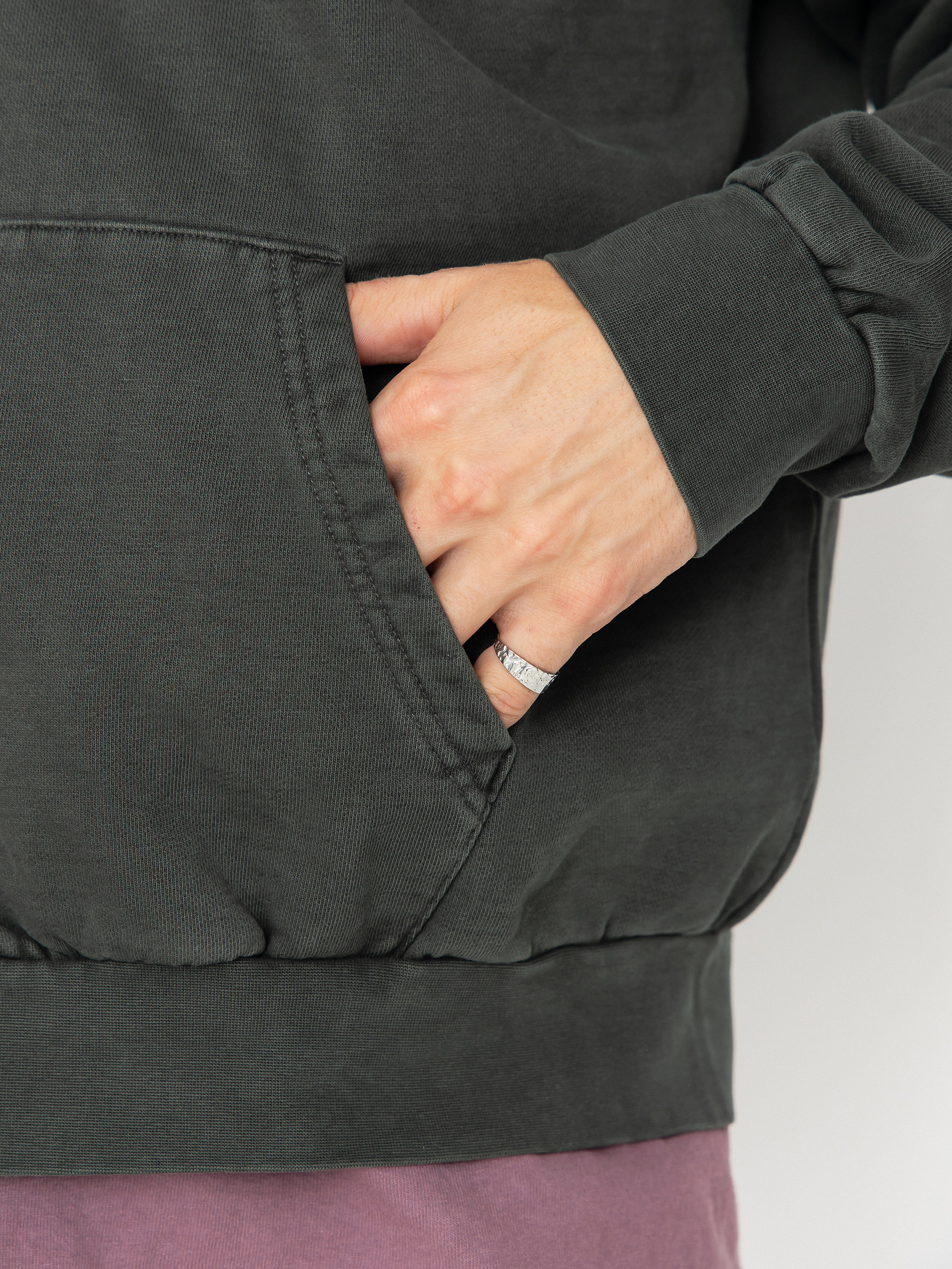 OBEY Lowercase Pigment ZHD Kapucnis pulóver (pigment pirate black)