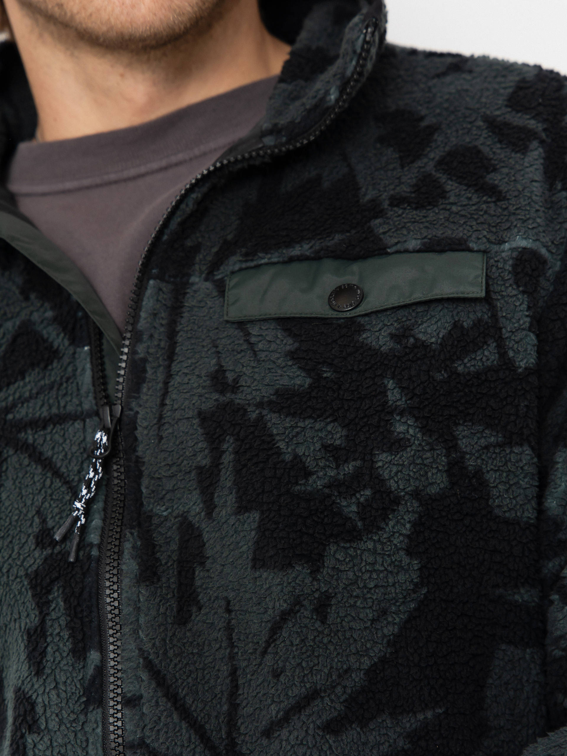 Iriedaily Insaneia Dzseki (dark jungle)