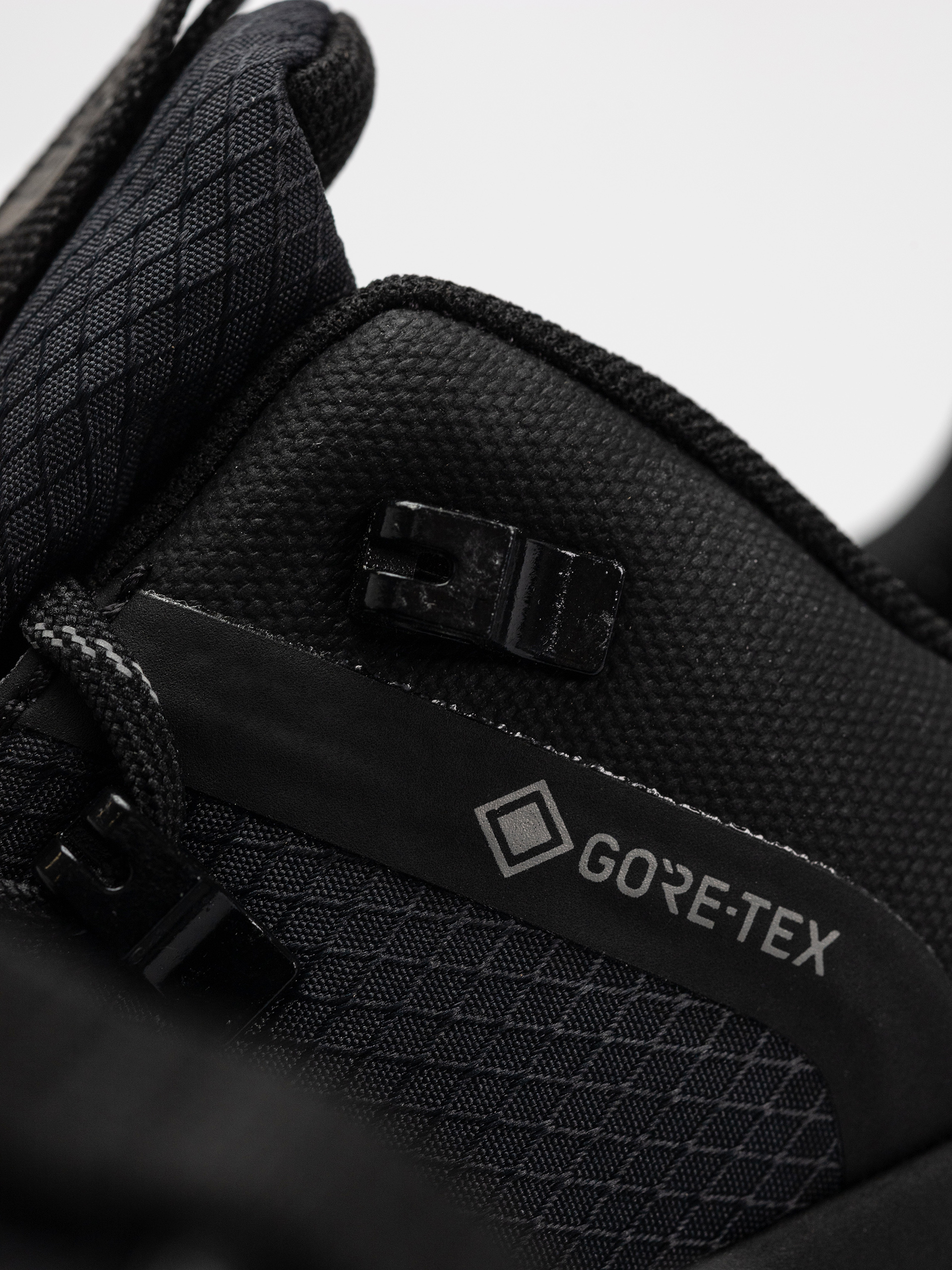 The North Face Glenclyffe Low Gore Tex Cipők (tnf black/tnf black)