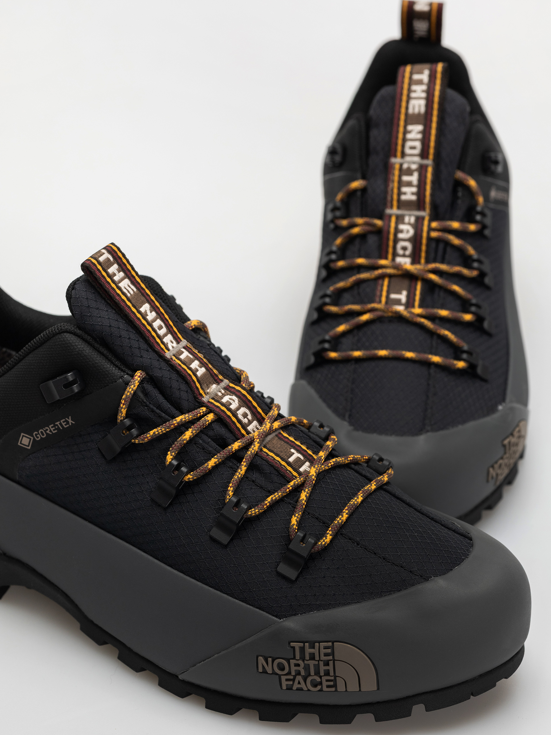 Cipők The North Face Glenclyffe Low Gore Tex (tnf black/anthracite gr)