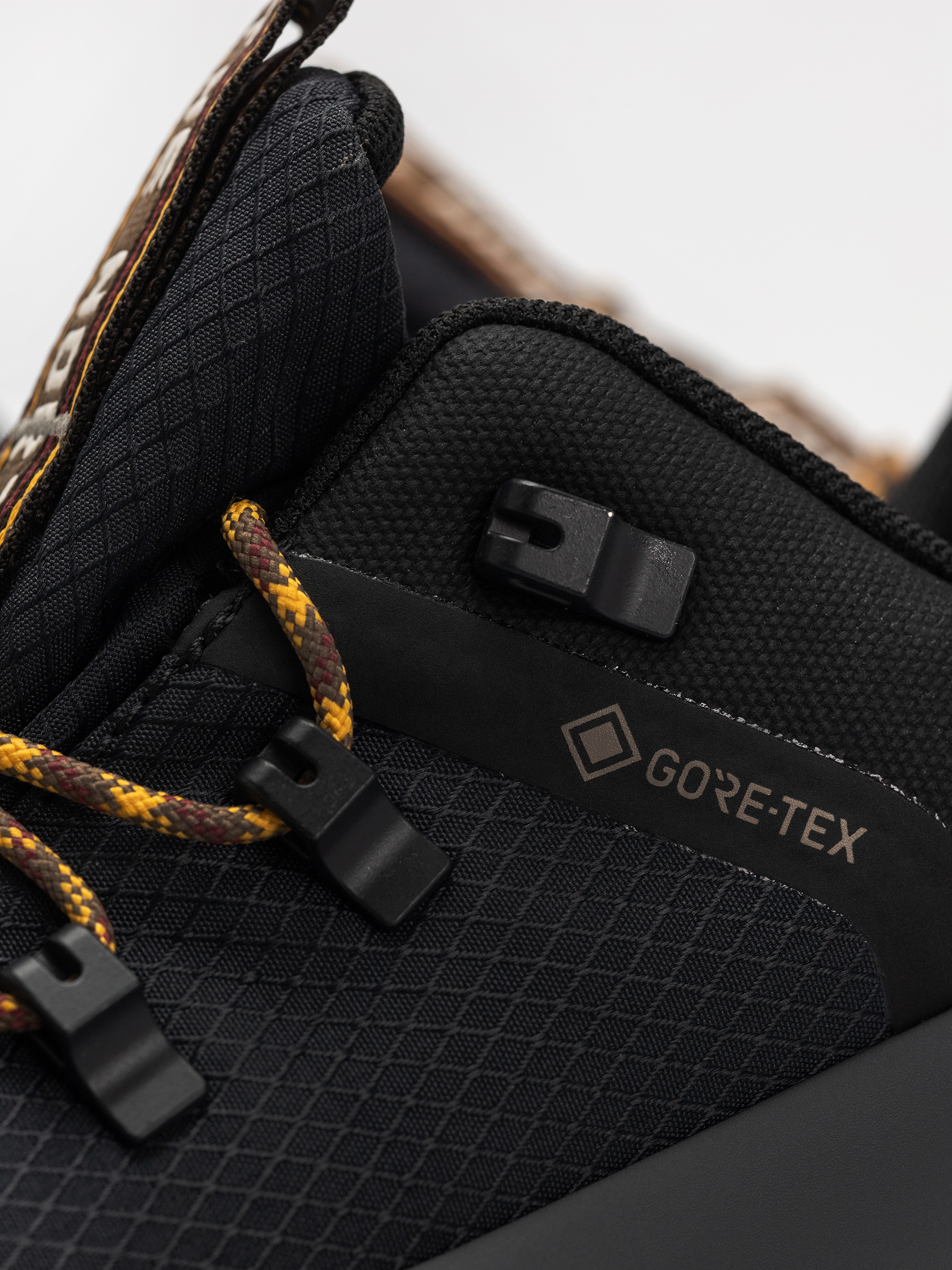 Cipők The North Face Glenclyffe Low Gore Tex (tnf black/anthracite gr)