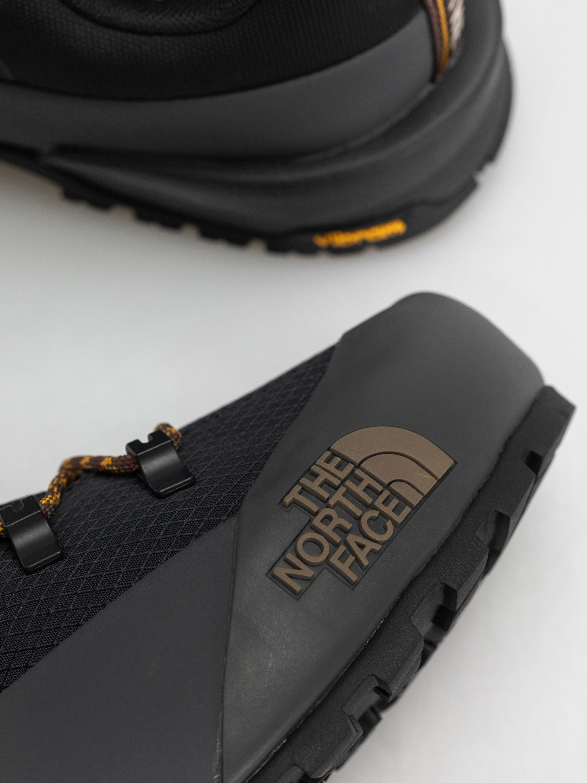 Cipők The North Face Glenclyffe Low Gore Tex (tnf black/anthracite gr)