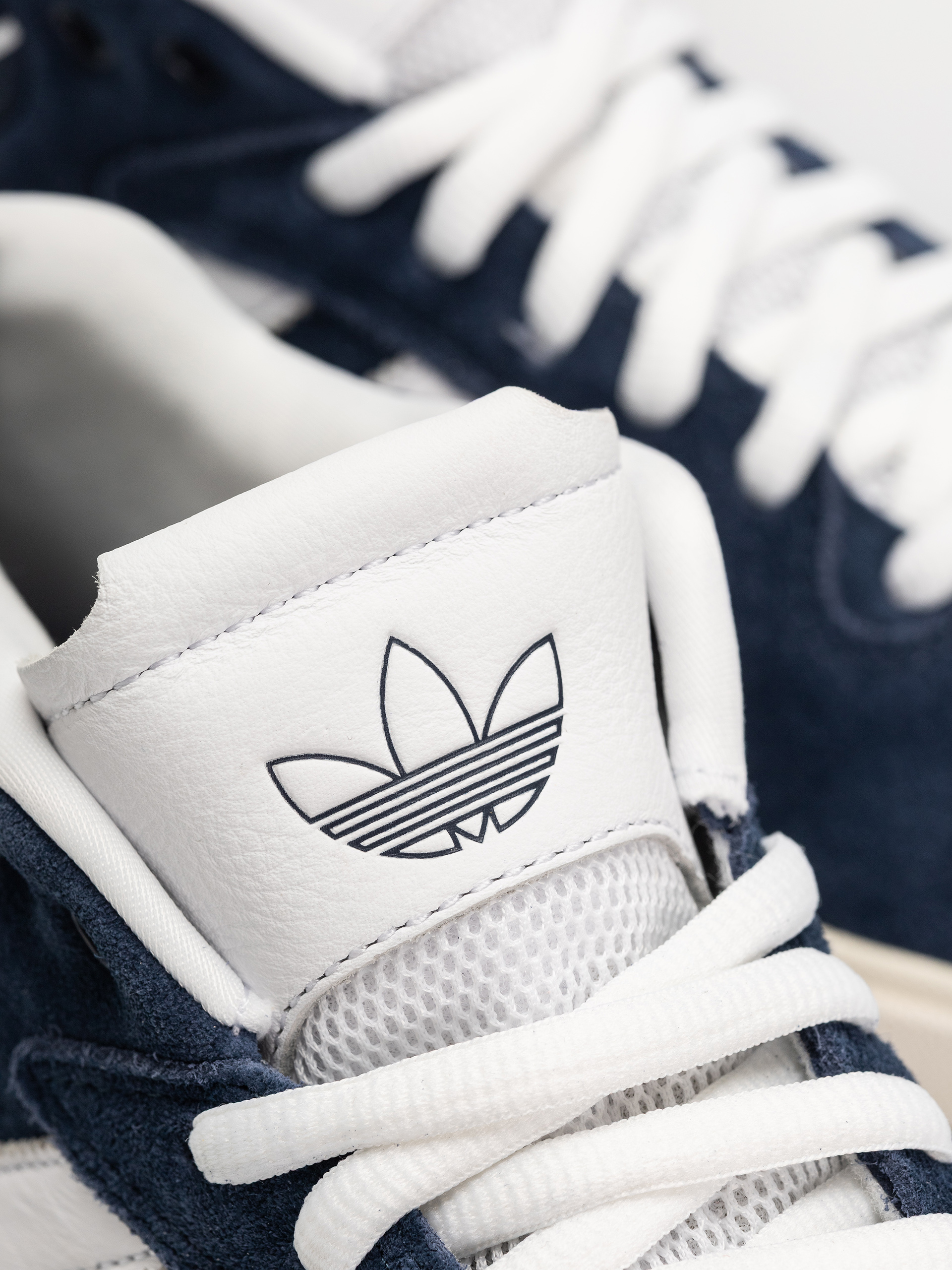 adidas Tyshawn Cipők (conavy/ftwwht/cwhite)