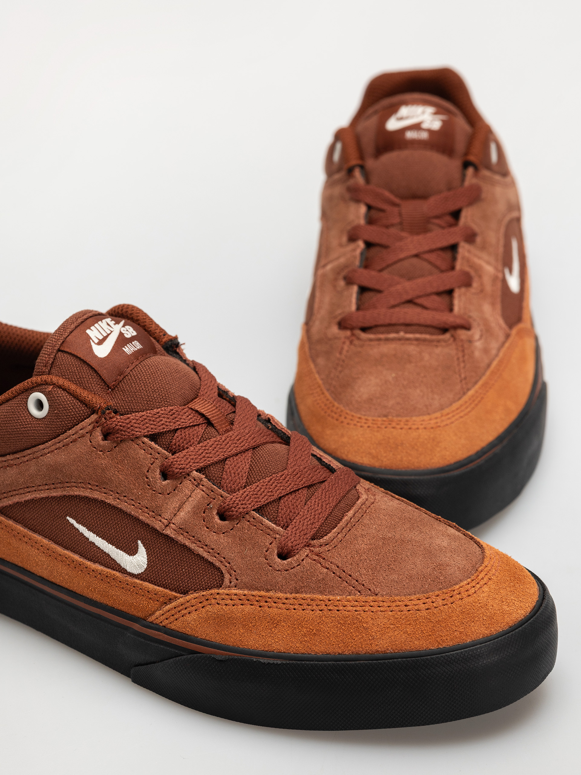 Nike SB Malor Cipők (cinnamon/light bone dark russet black)