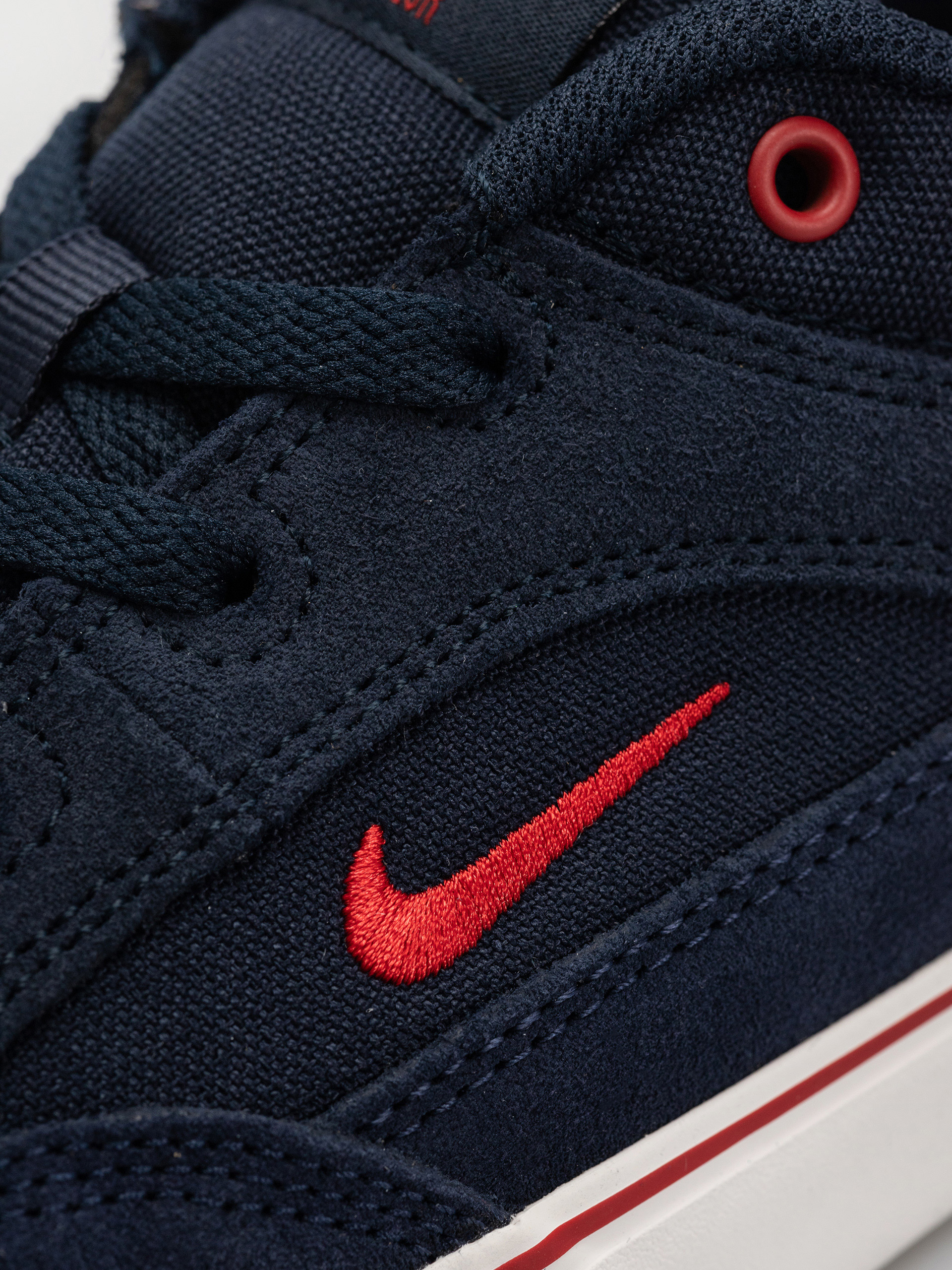 Nike SB Malor Cipők (obsidian/gym red midnight navy)