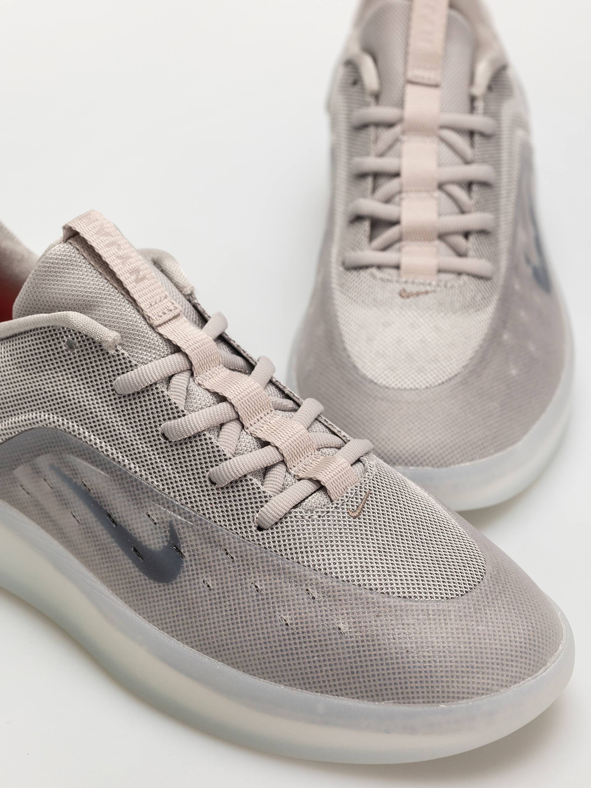 Cipők Nike SB Zoom Nyjah 4 (college grey/mink brown light silver)