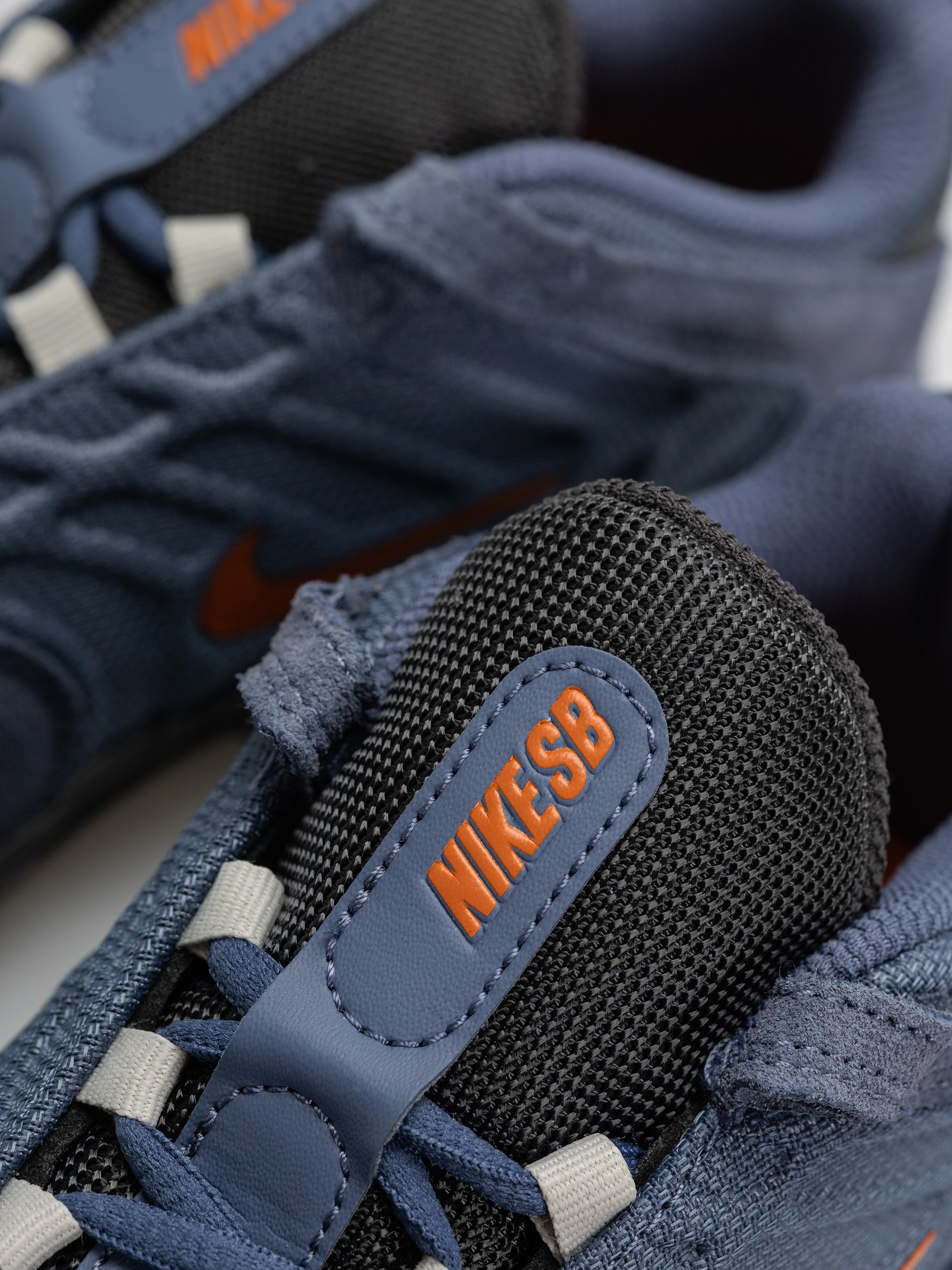 Cipők Nike SB Vertebrae (diffused blue/campfire orange anthracite)