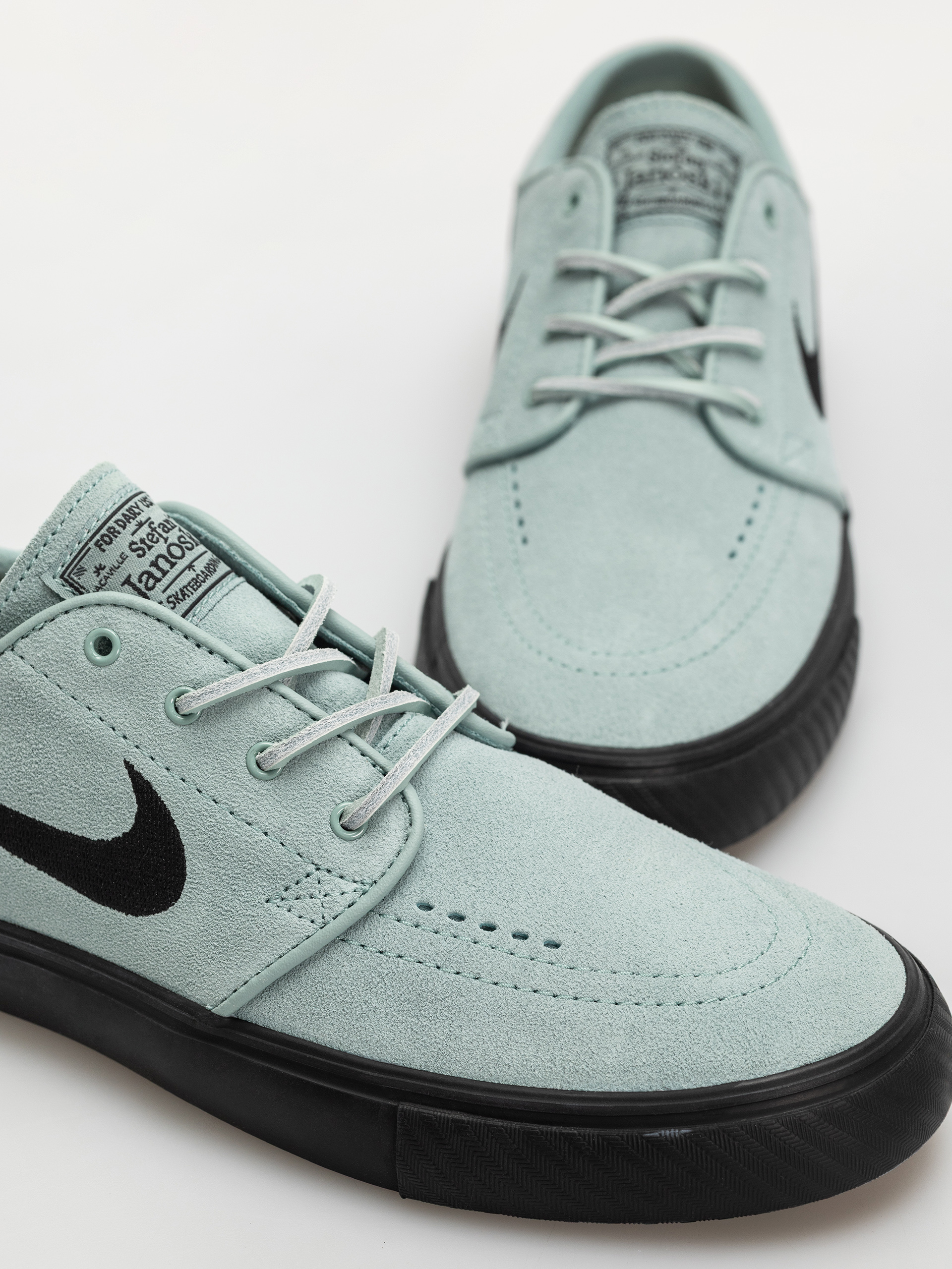 Cipők Nike SB Zoom Janoski OG+ (cannon/black black gum light brown)