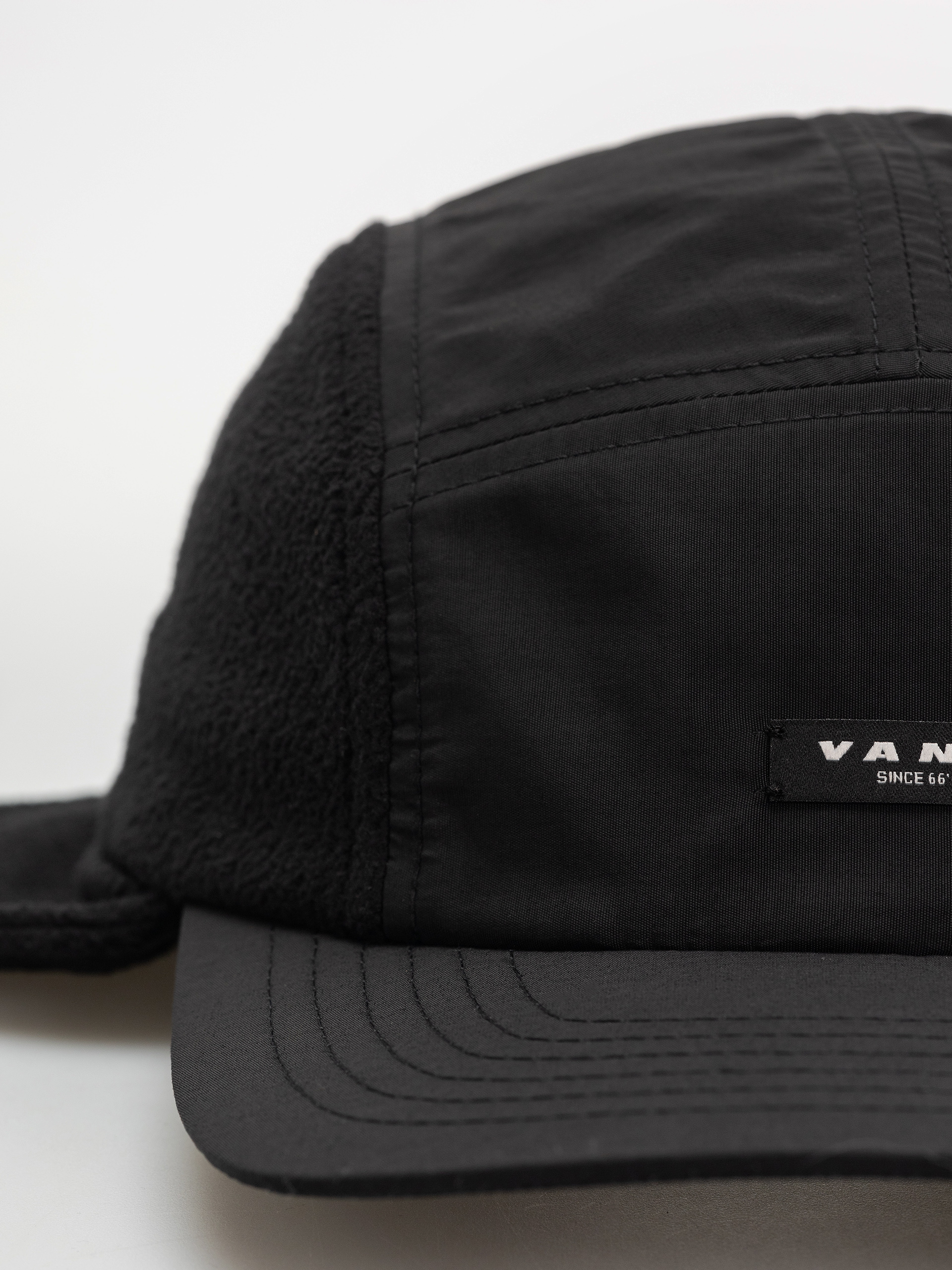 Vans 66 Earflap Tall Camper Baseball sapka (black)
