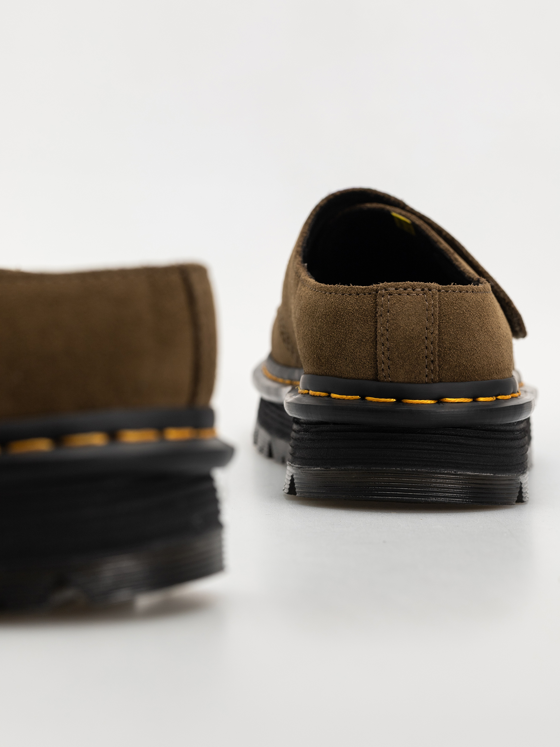 Cipők Dr. Martens ZebZag AnyWair Mule (dms olive eh suede)