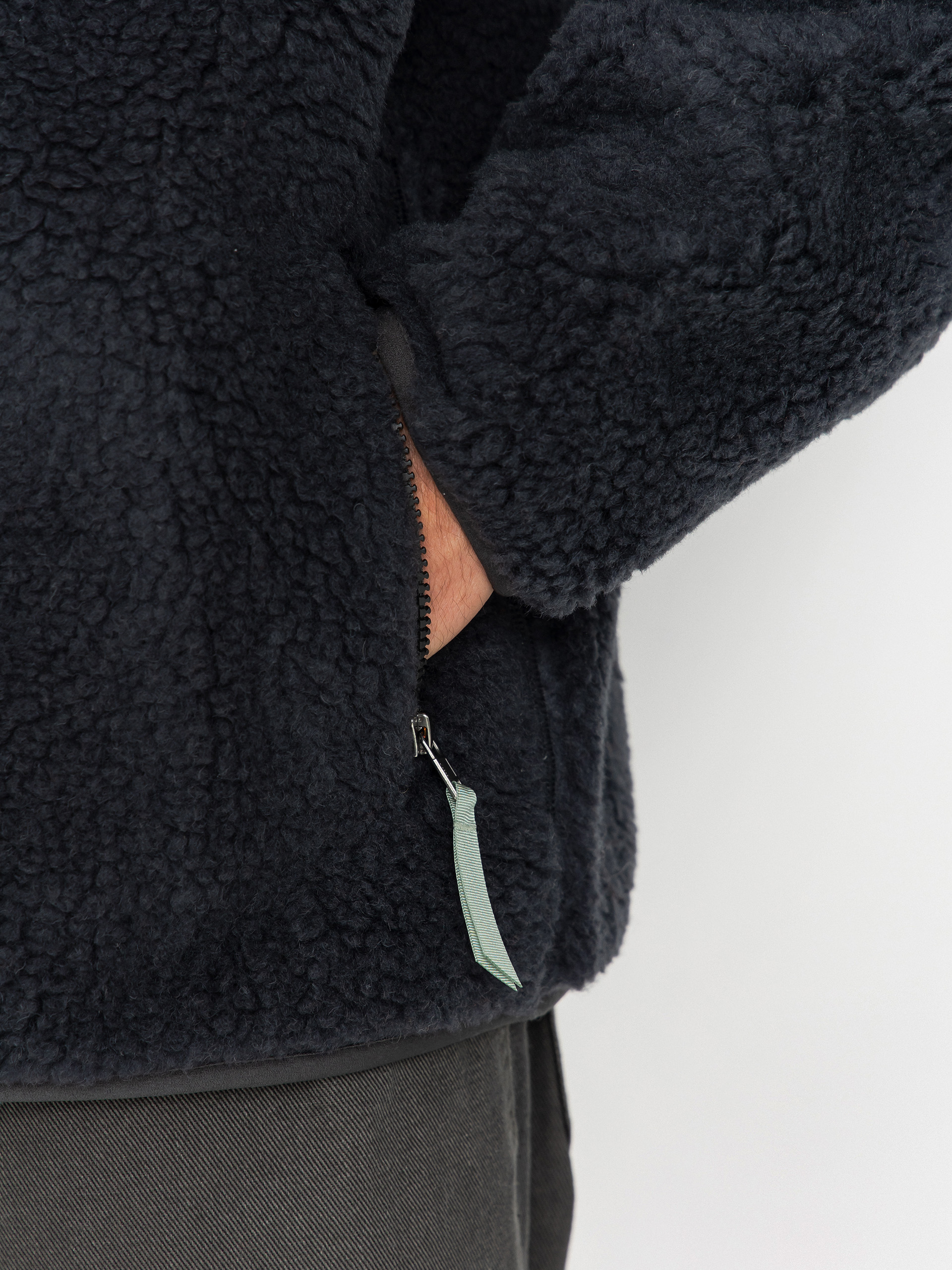 Patagonia Natural Blend Retro Cardigan Pulóver (ink black)