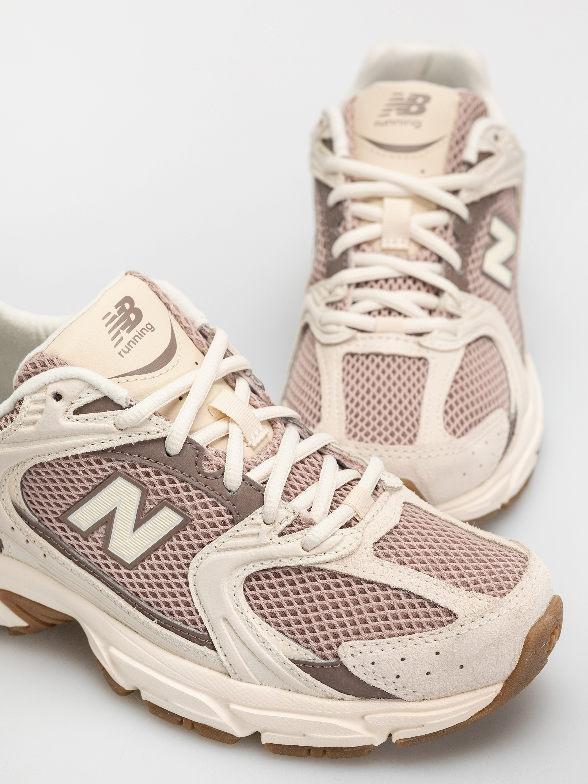 New Balance 530 Cipők (bisque)