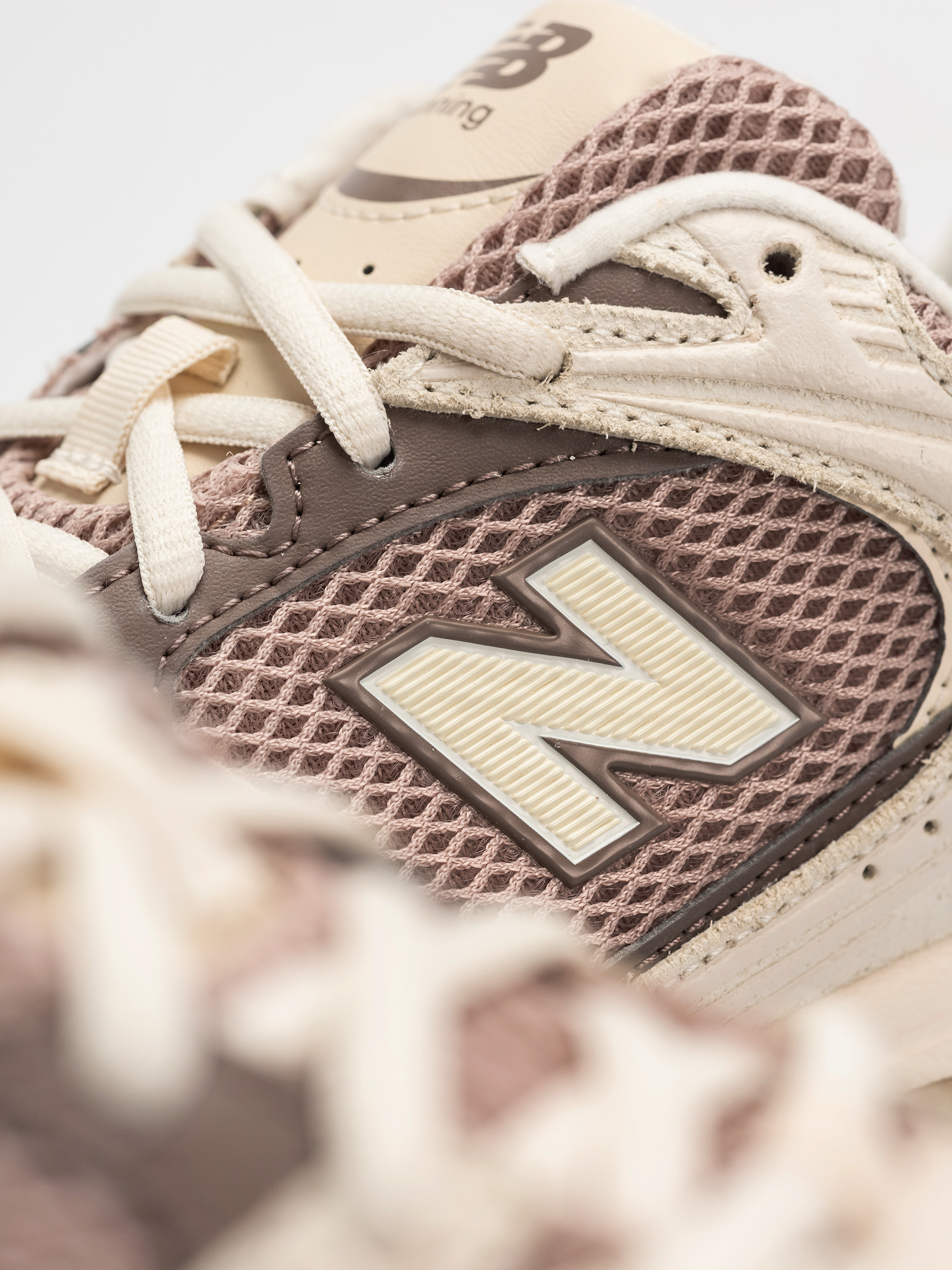 New Balance 530 Cipők (bisque)