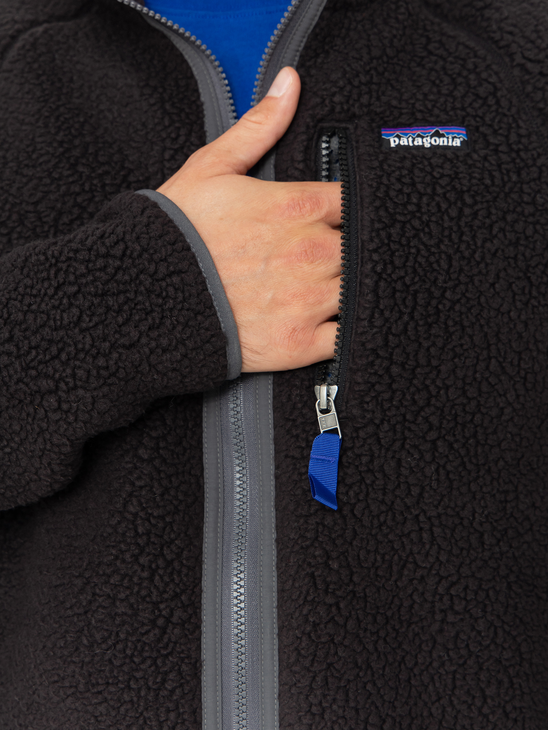 Patagonia Retro Pile Dzseki (black w/forge grey)