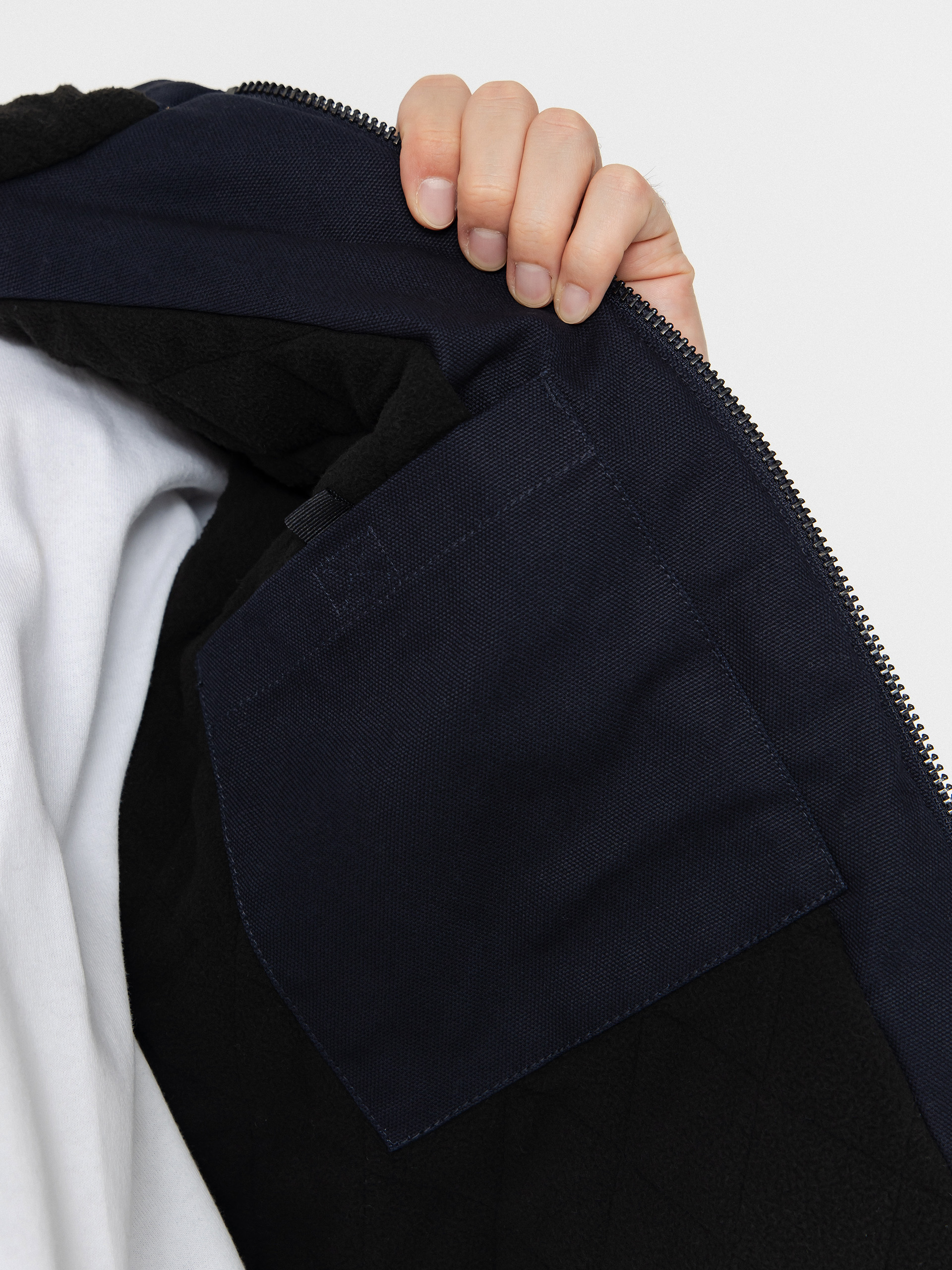 Dzseki Carhartt WIP Active (dark navy/rigid)