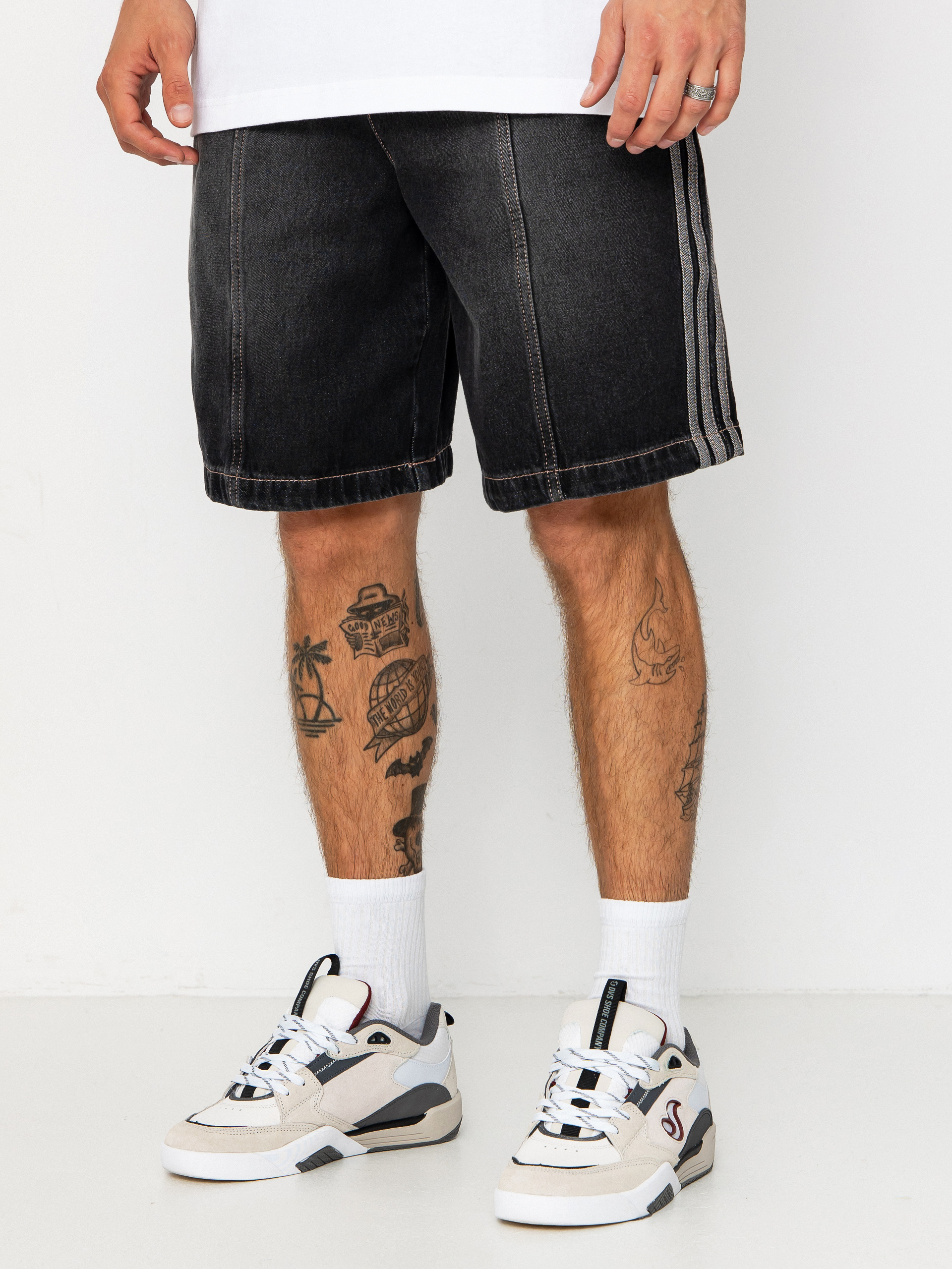 adidas Tyshawn Rövidnadrág (black)