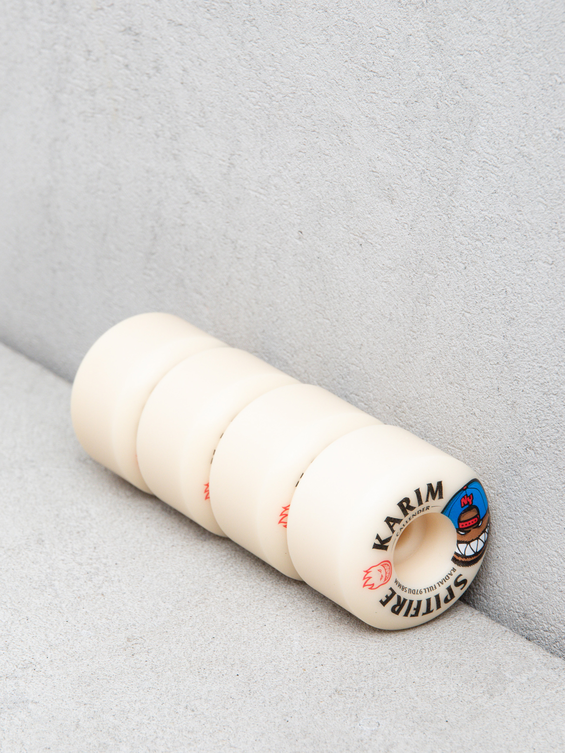 Spitfire F4 97D Karim Callender Burn Squad Radial Full Gördeszka kerék (natural)