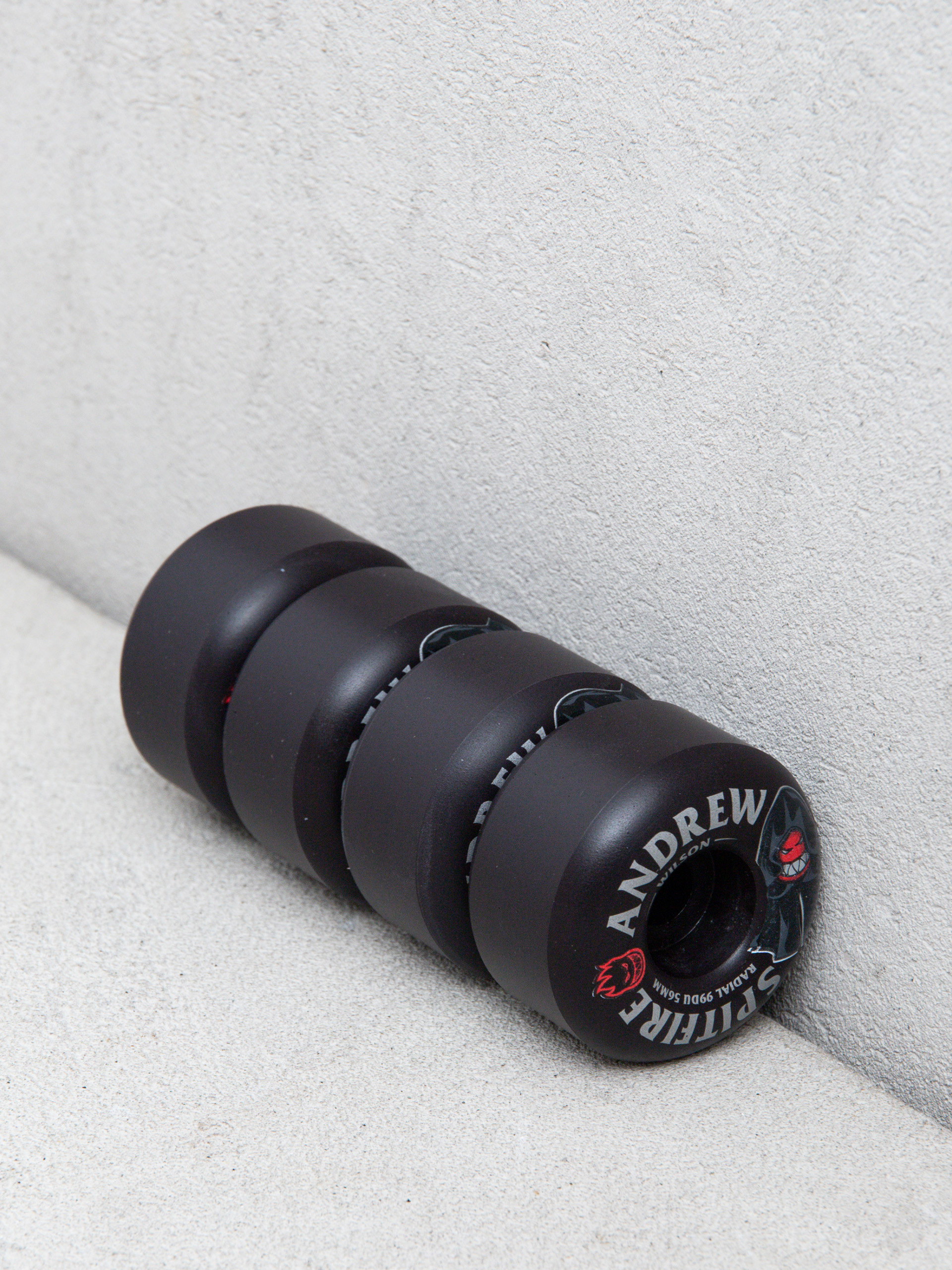 Spitfire F4 99D Andrew Wilson Burn Squad Radial Gördeszka kerék (black)