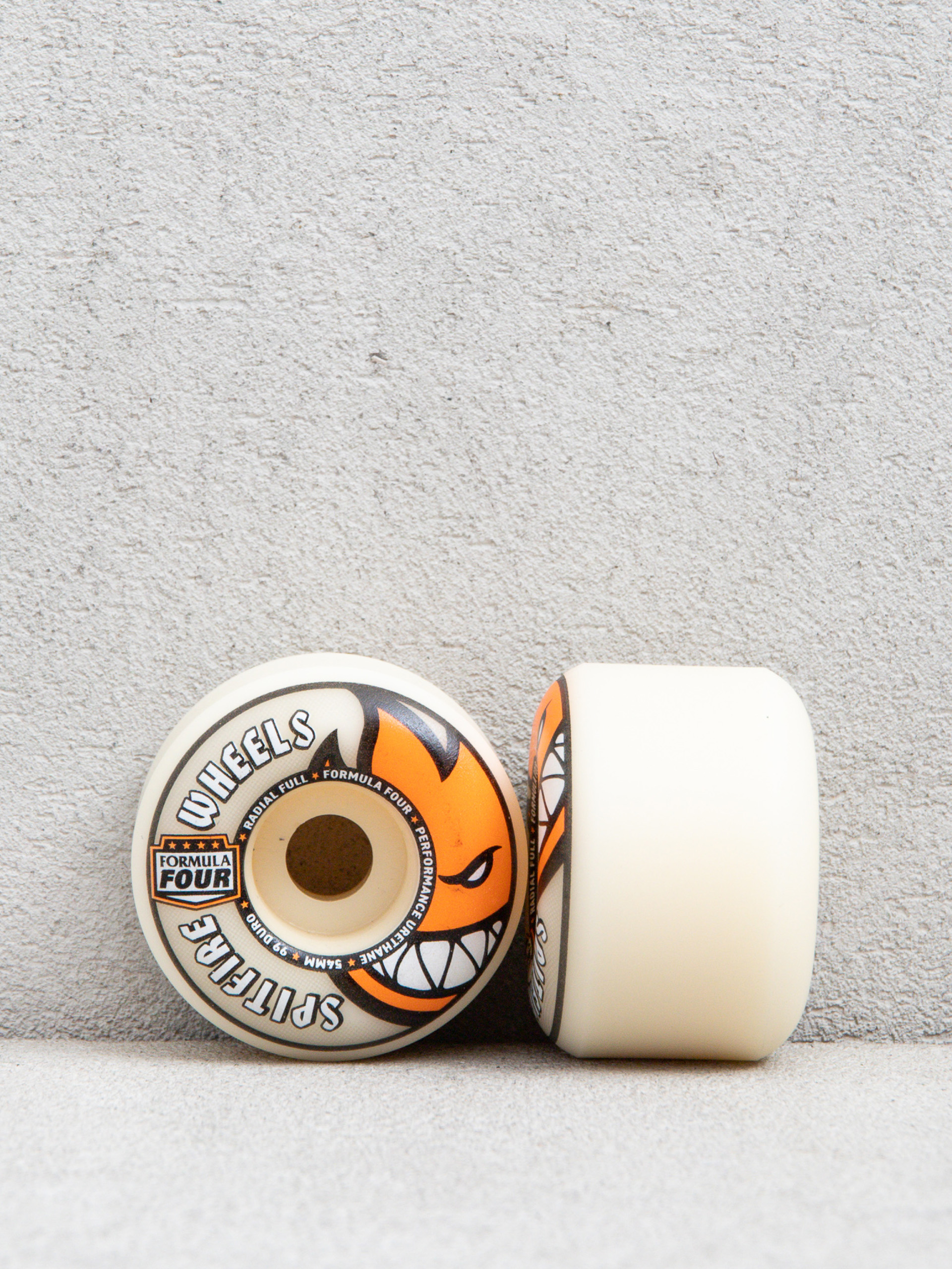 Spitfire F4 99D Radial Full Gördeszka kerék