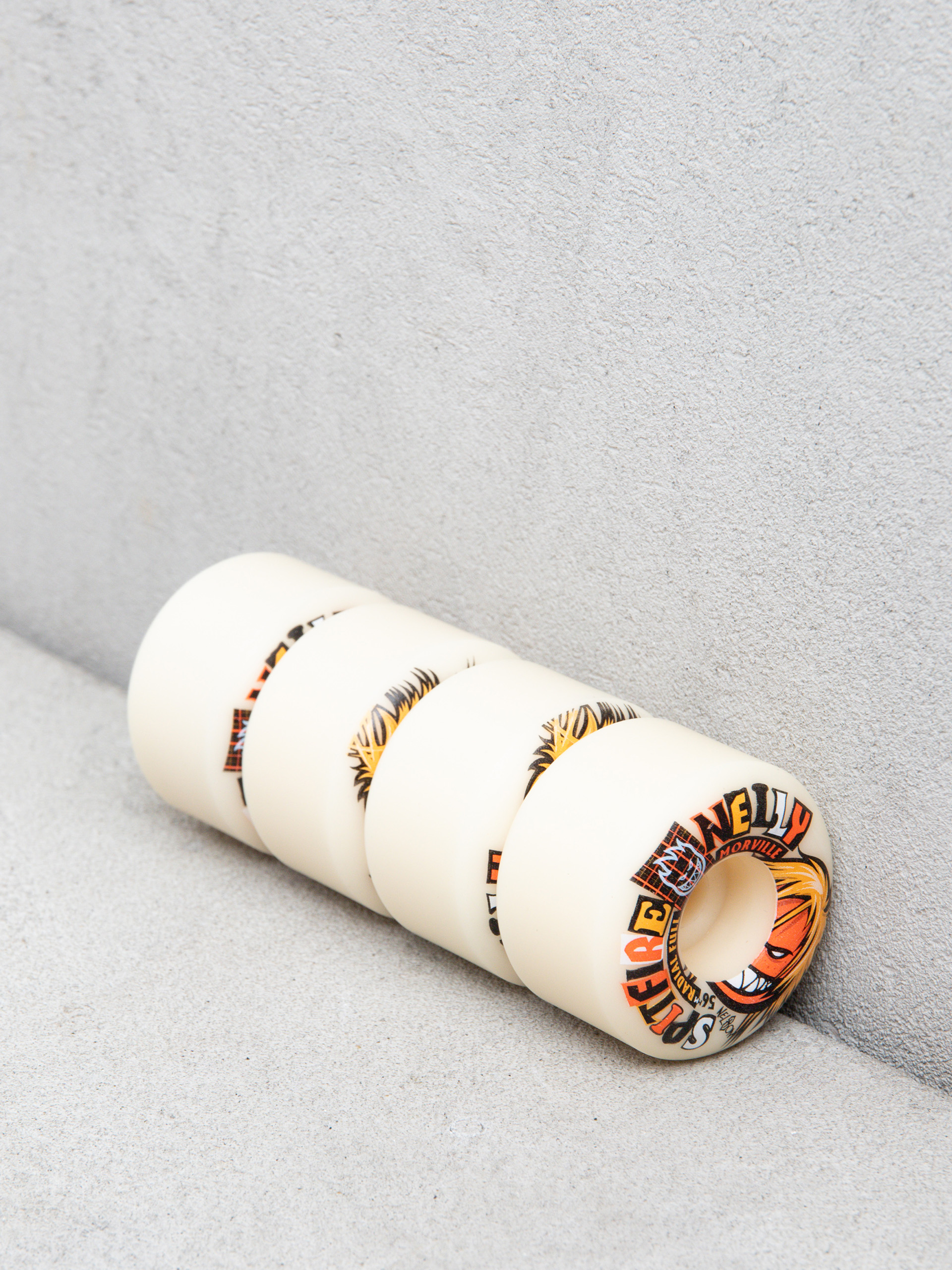 Spitfire F4 99D Morville Rough Cut Radial Full Gördeszka kerék (natural)