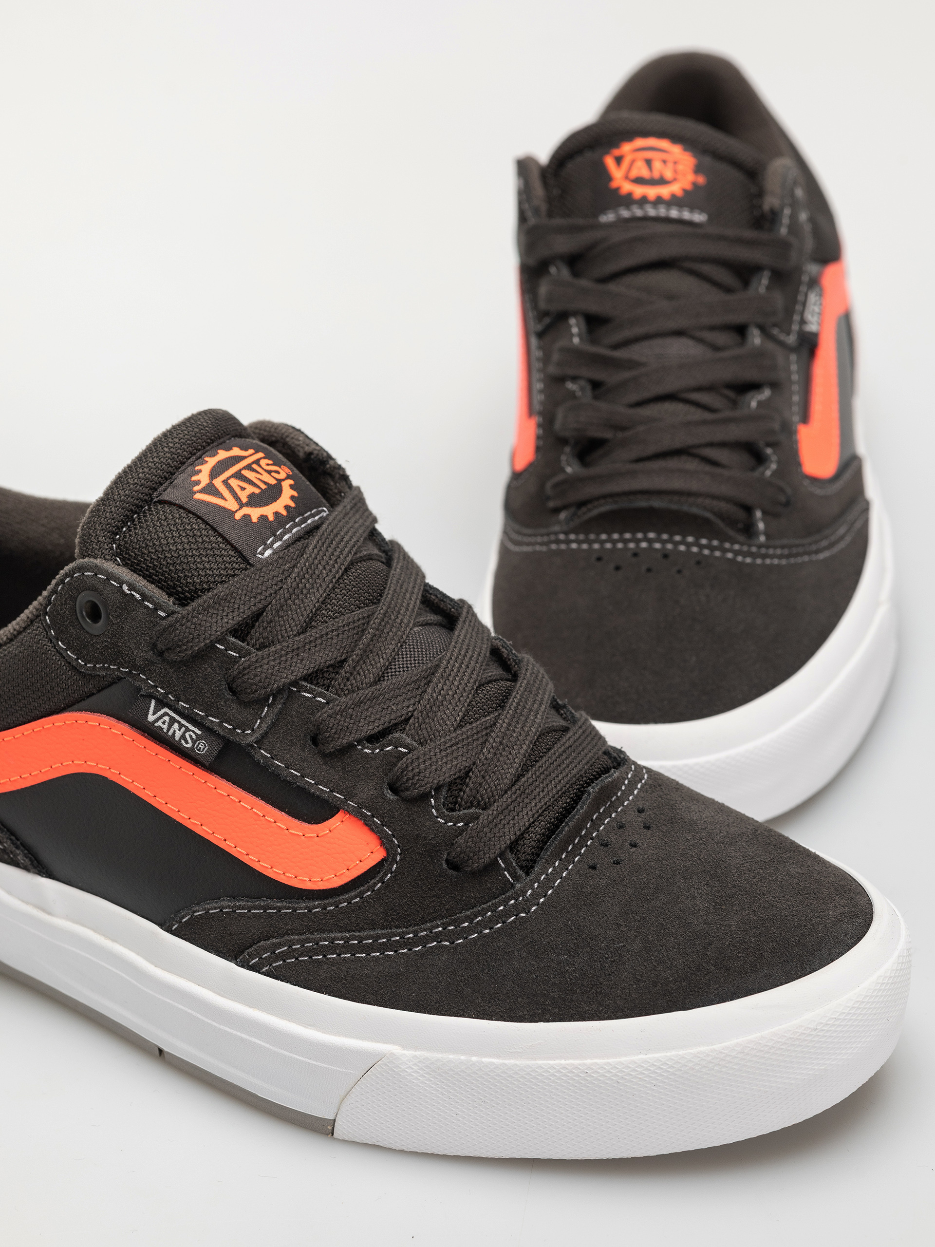 Vans Bmx Proof Wafflecup Cipők (fade black/coral)