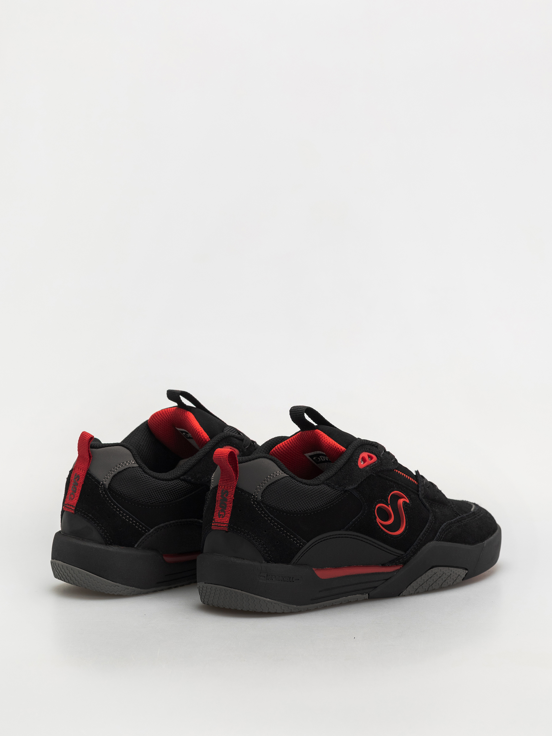 DVS Slot Cipők (blk/blk/red)