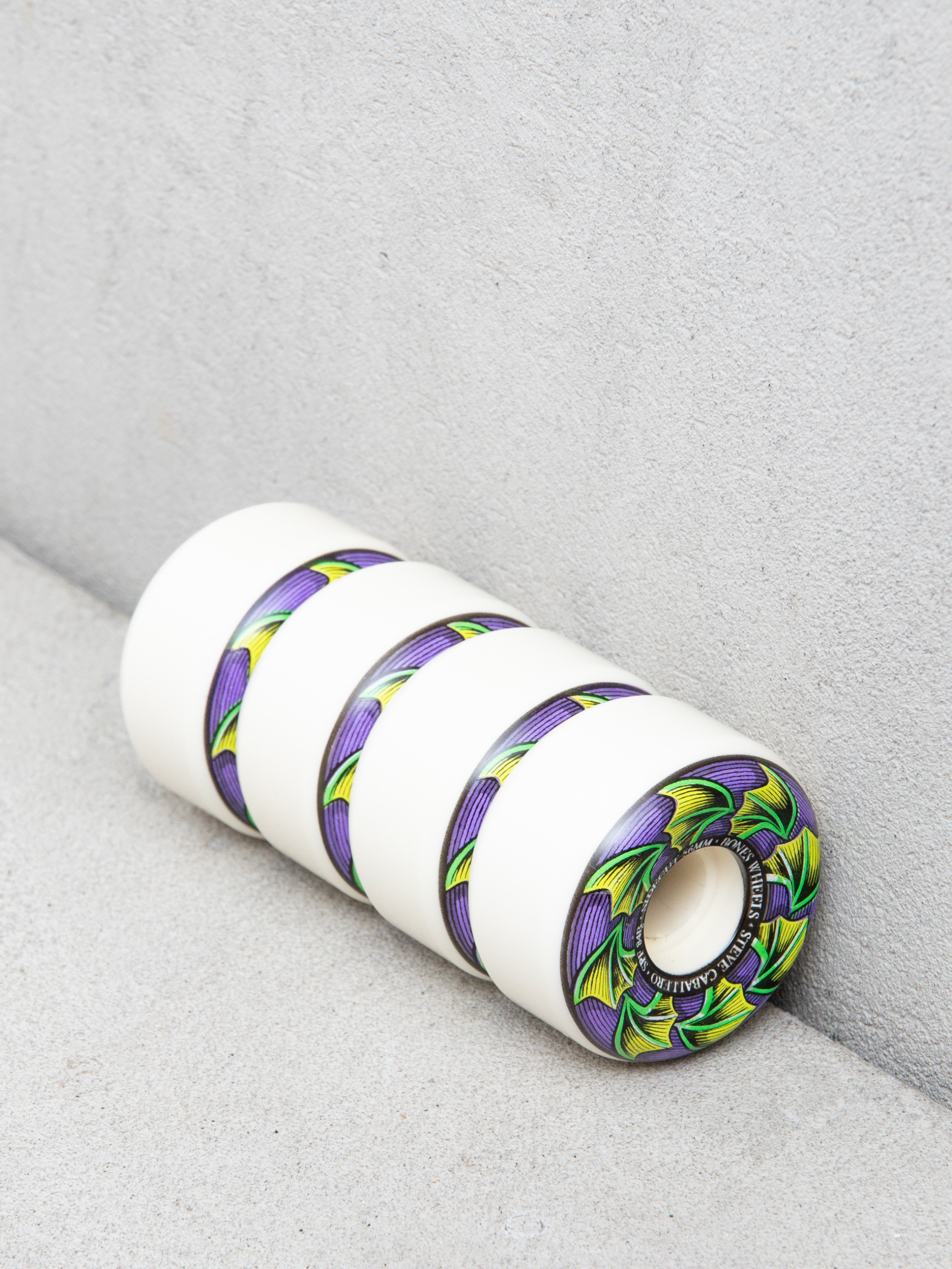 Gördeszka kerék Bones SPF 84B Caballero Bat Wings Sidecut