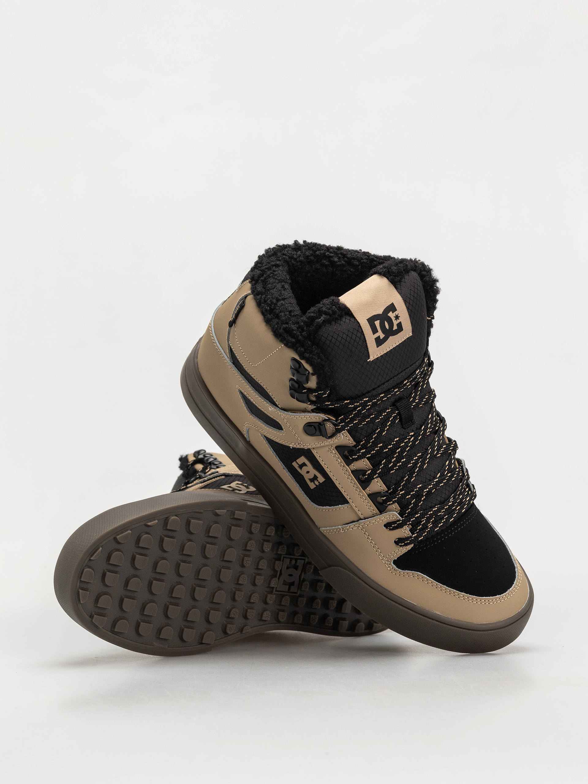DC Pure High Top Wc Wnt Cipők (tan/black)