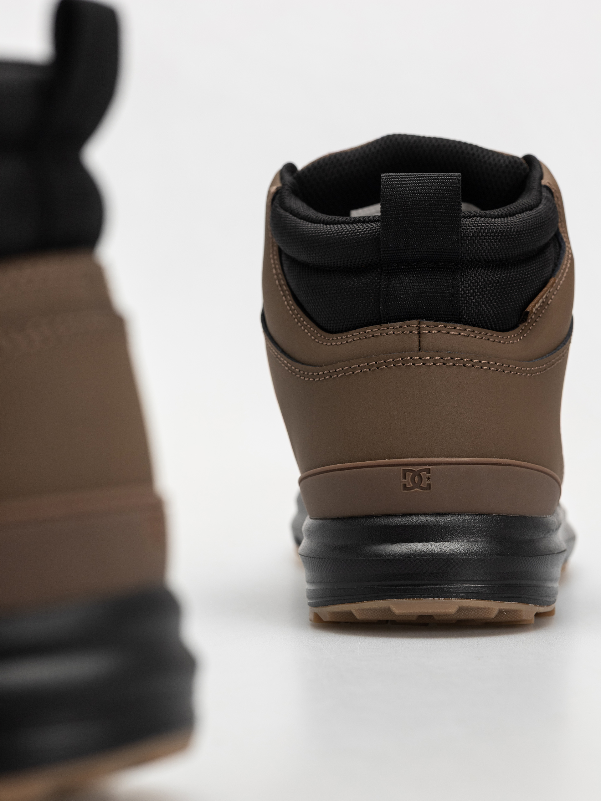 Cipők DC Mutiny Wr (brown/black)