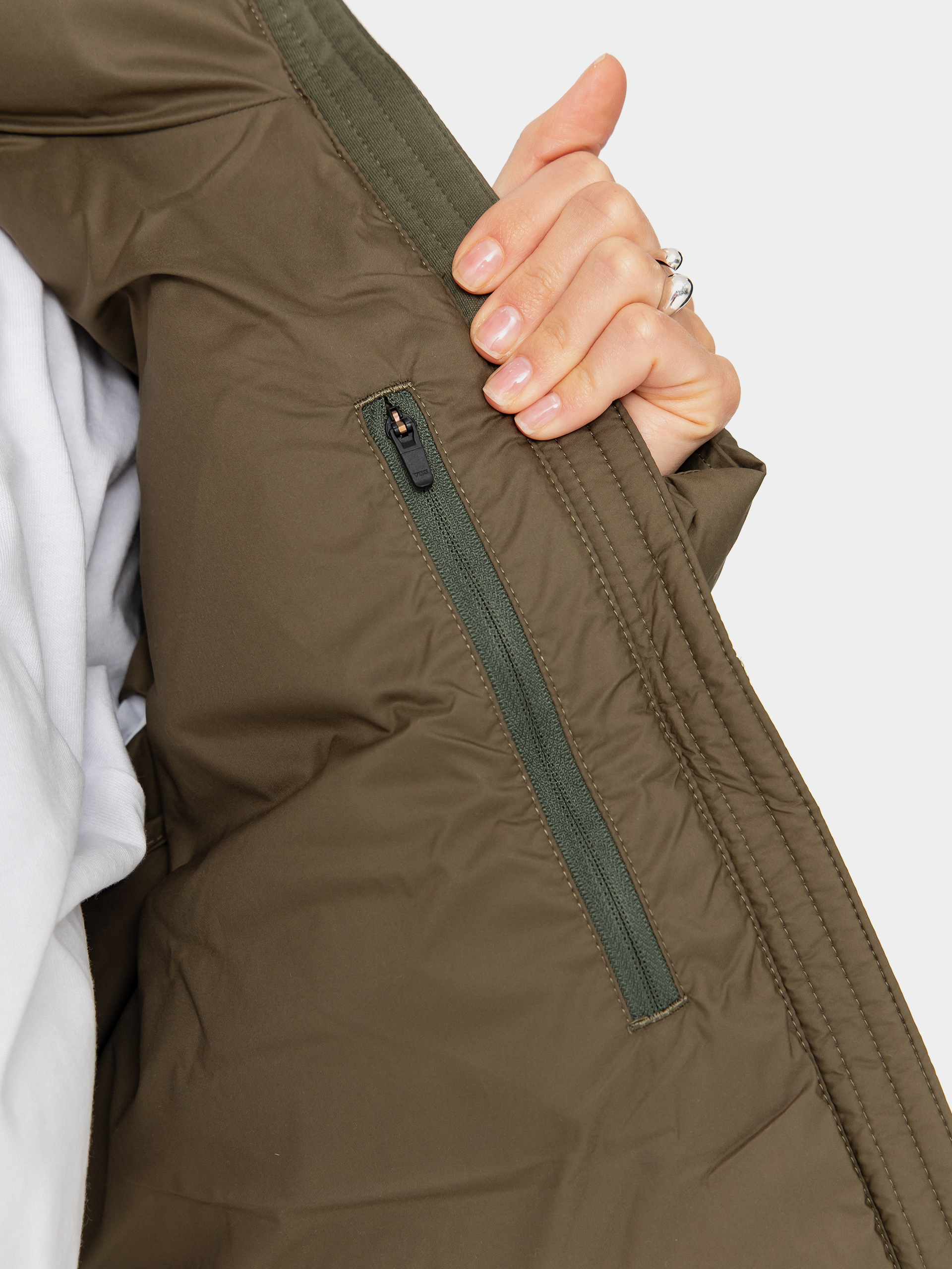 Dzseki Patagonia Silent Down Wmn (basin green)