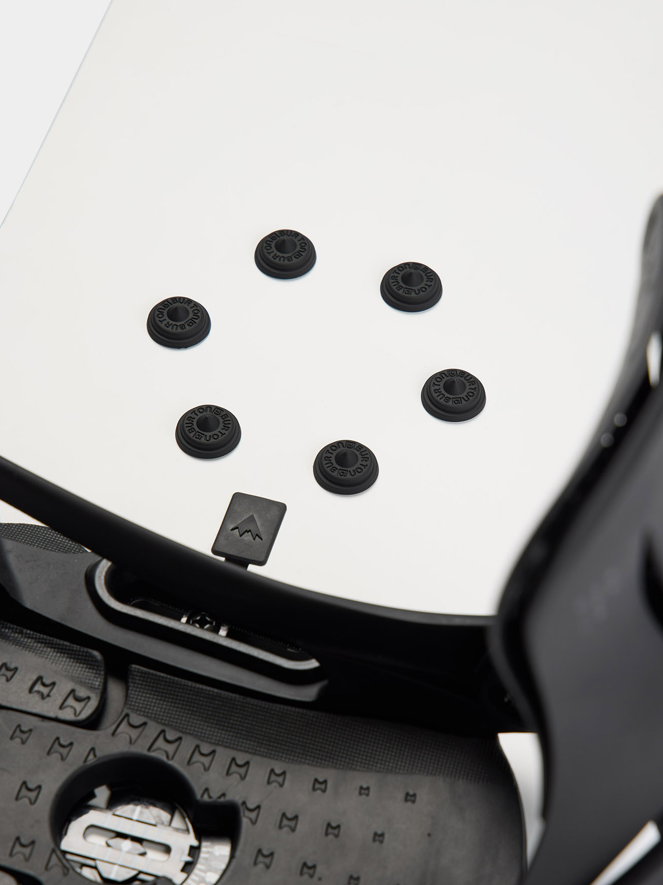 Kiegészítők Burton Aluminum Stud Stomp Pad (black)