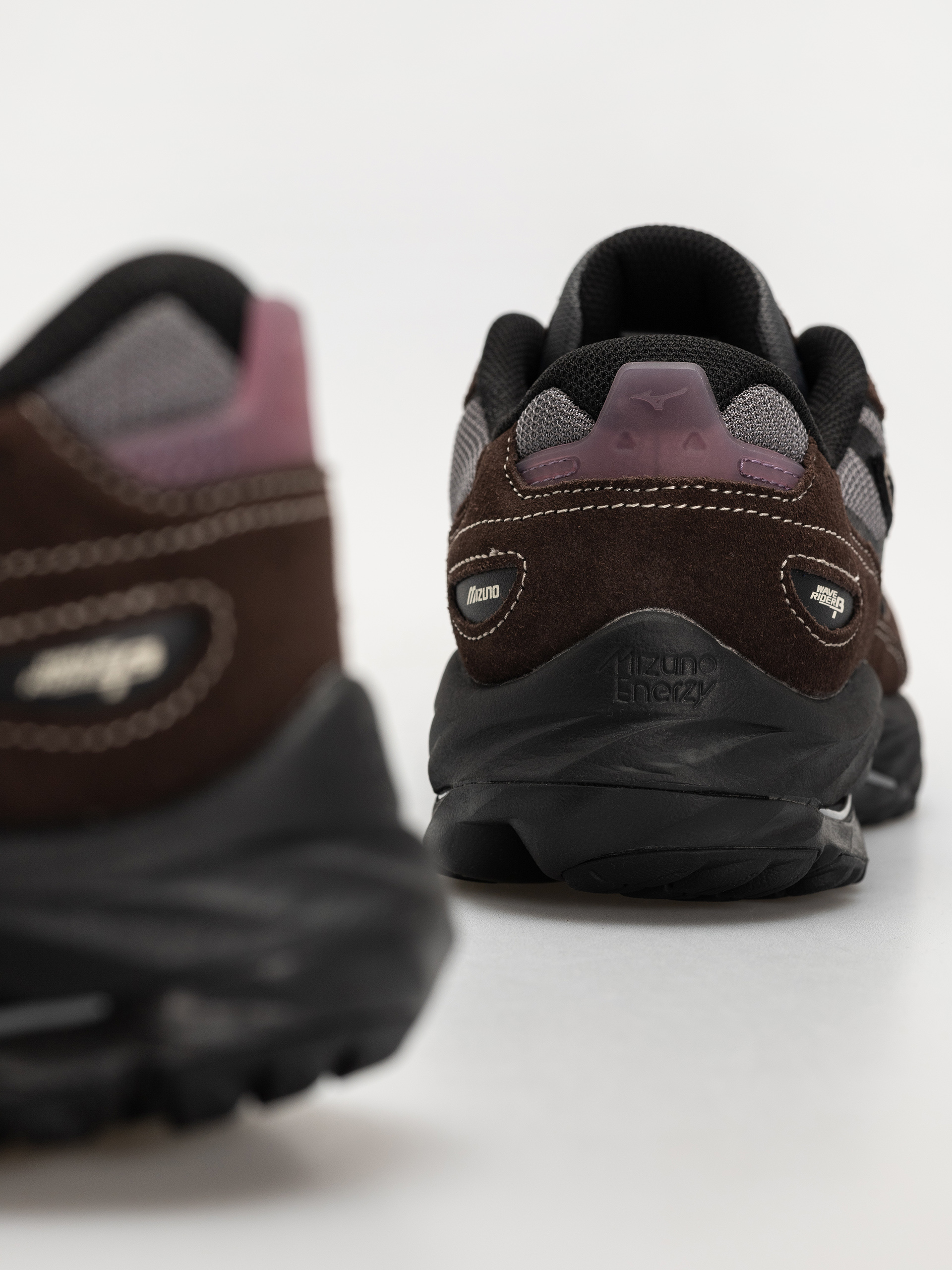 Cipők Mizuno Wave Rider (quiet shade/black/mole)