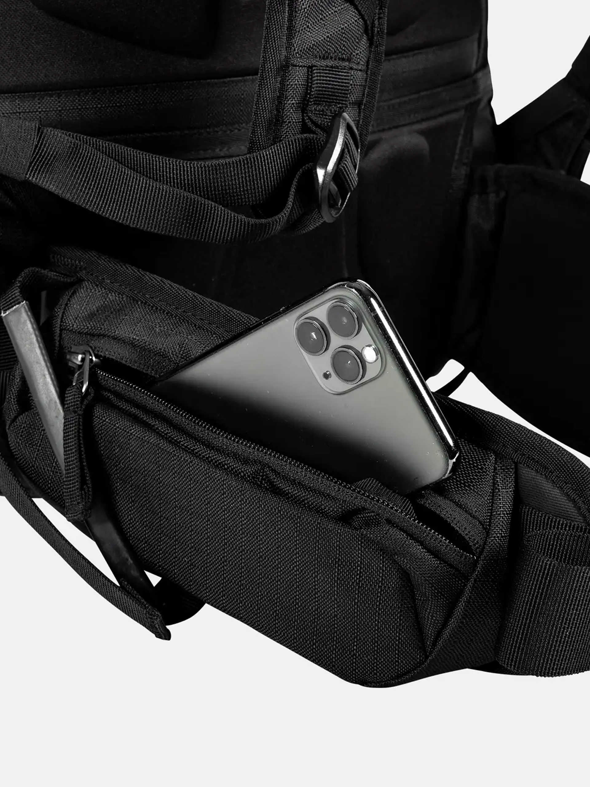 Hátizsák Jones Snowboards Higher 32L (stealth black)