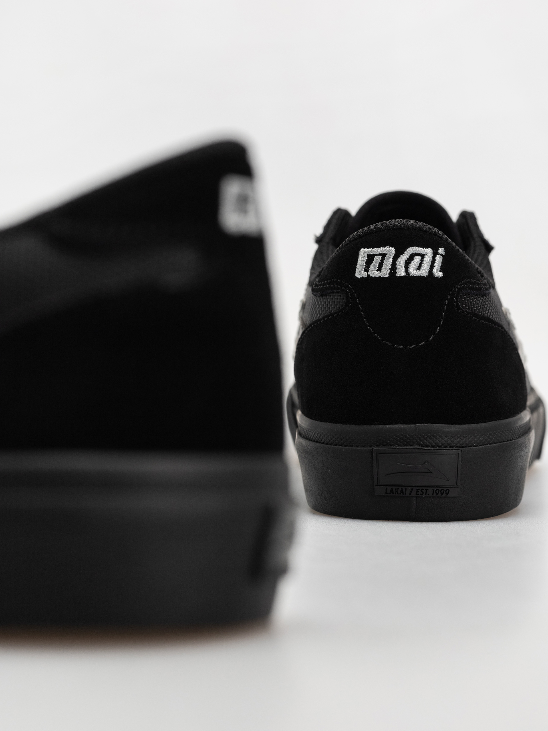 Cipők Lakai Manchester (black suede)