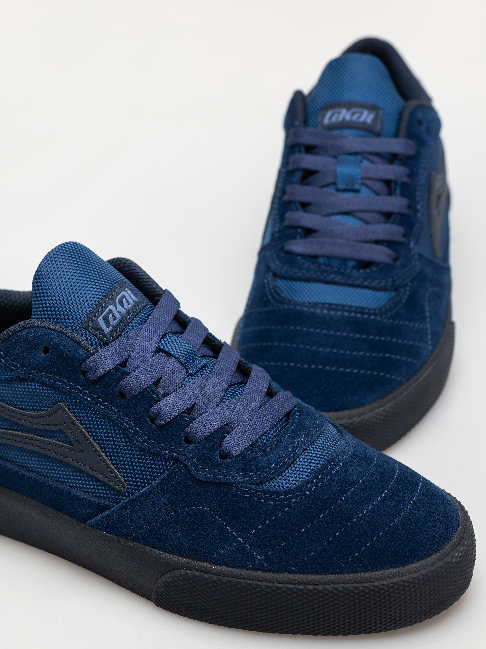 Cipők Lakai Cambridge (estate blue suede monochrome)