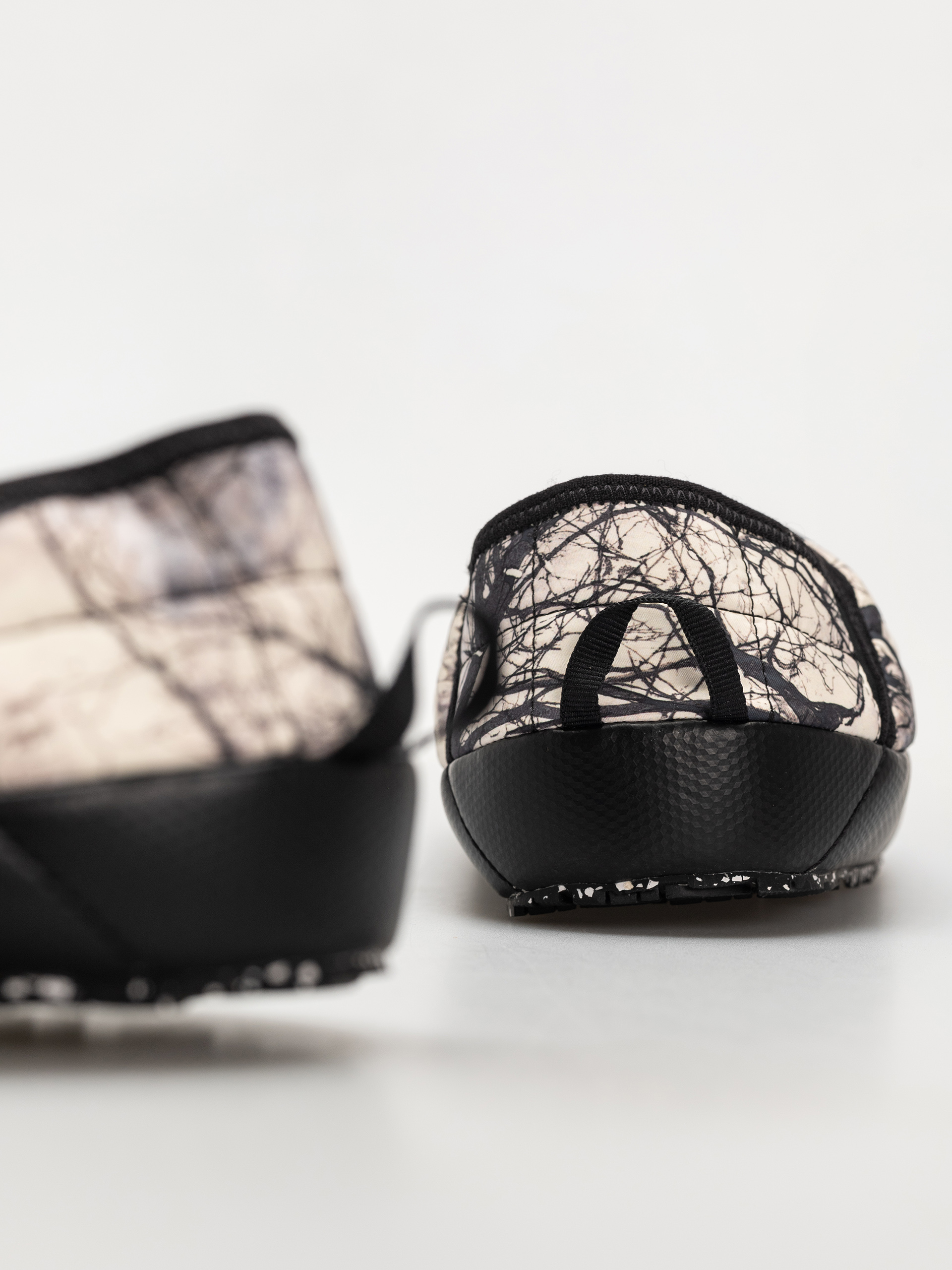 The North Face Thermoball Traction Mule V Cipők (image lift camo white d)