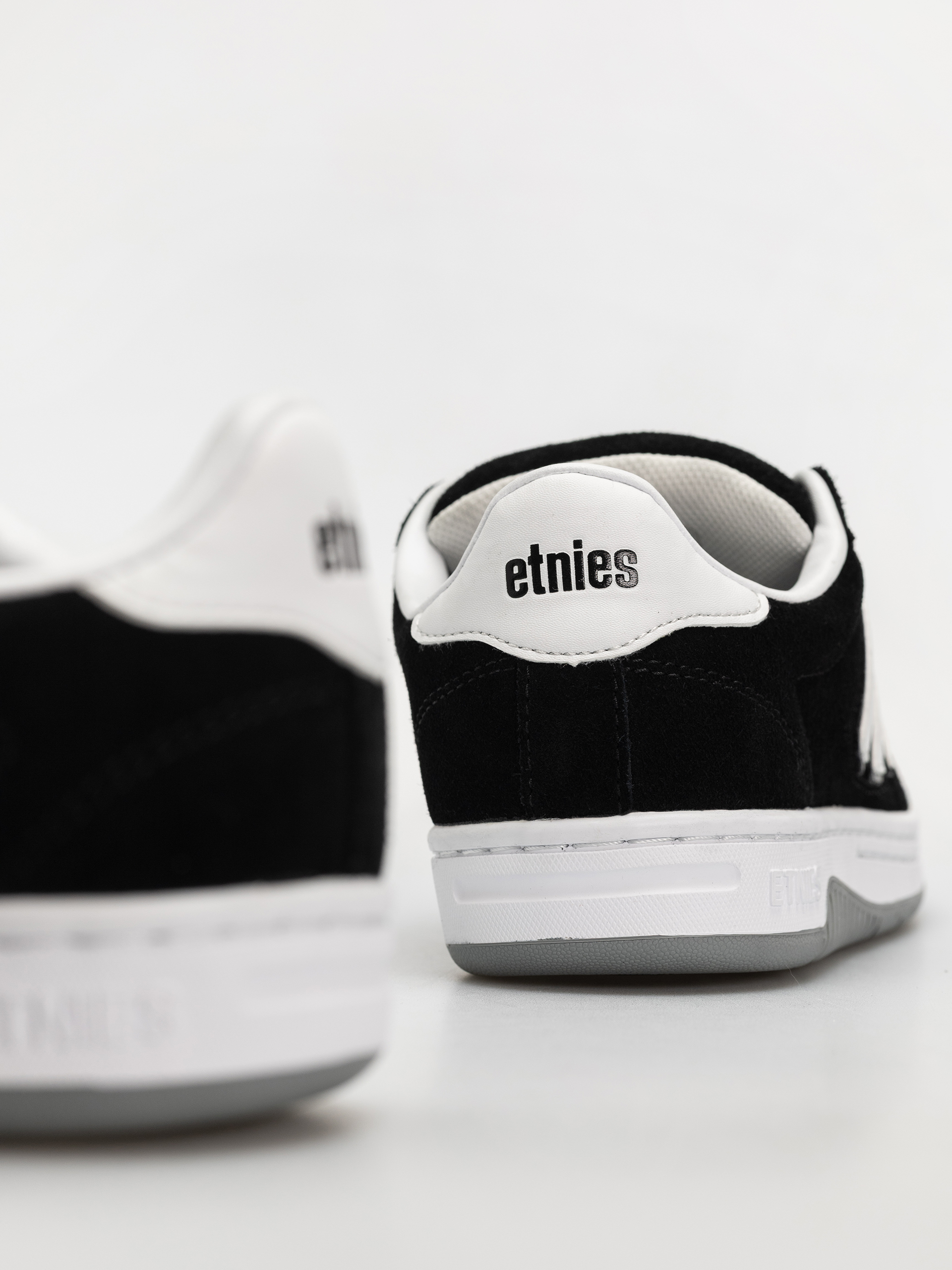 Cipők Etnies Locut (black/white)