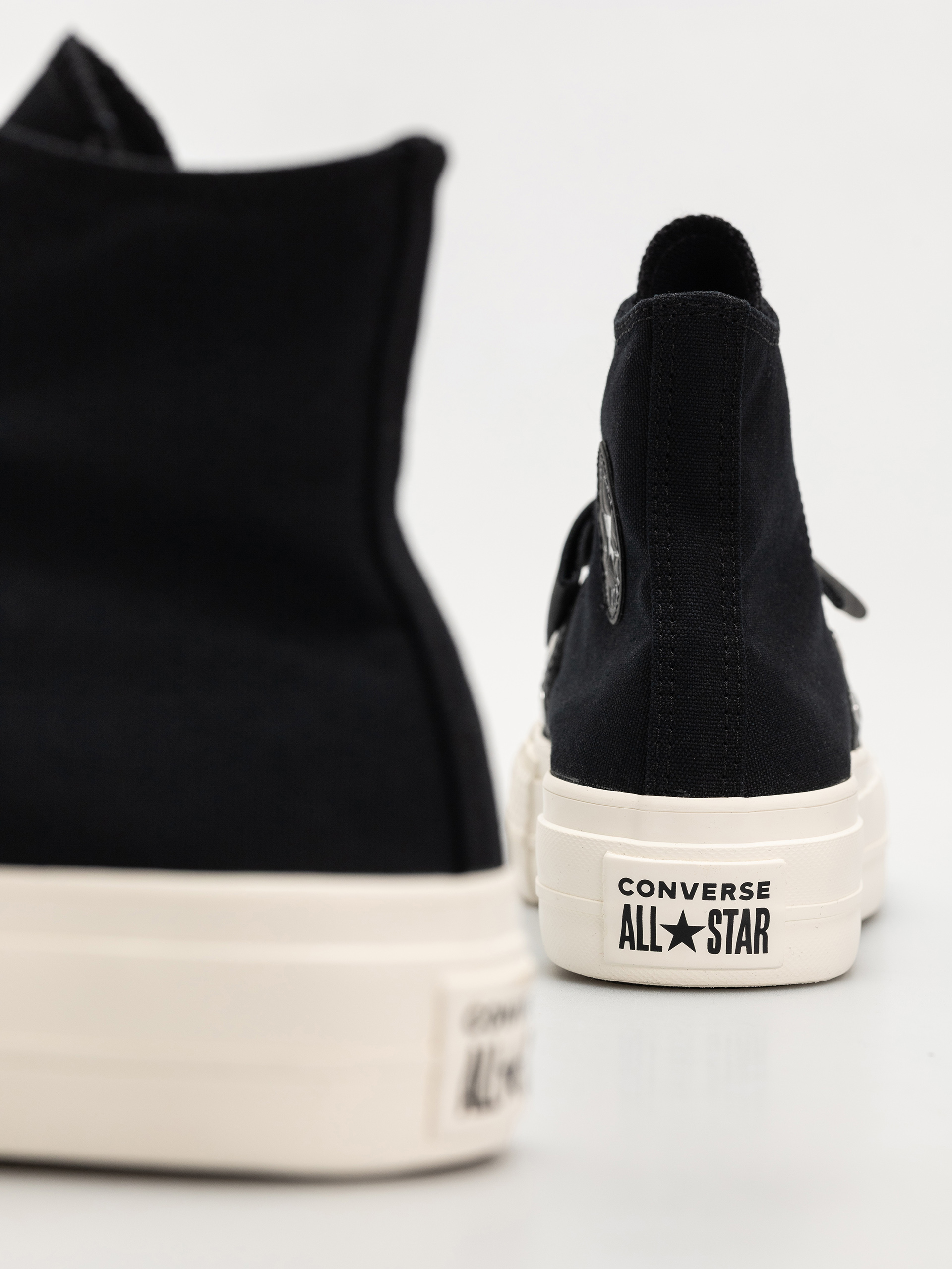 Tornacipők Converse Chuck Taylor All Star Lift Hi Wmn (black/silver/egret)