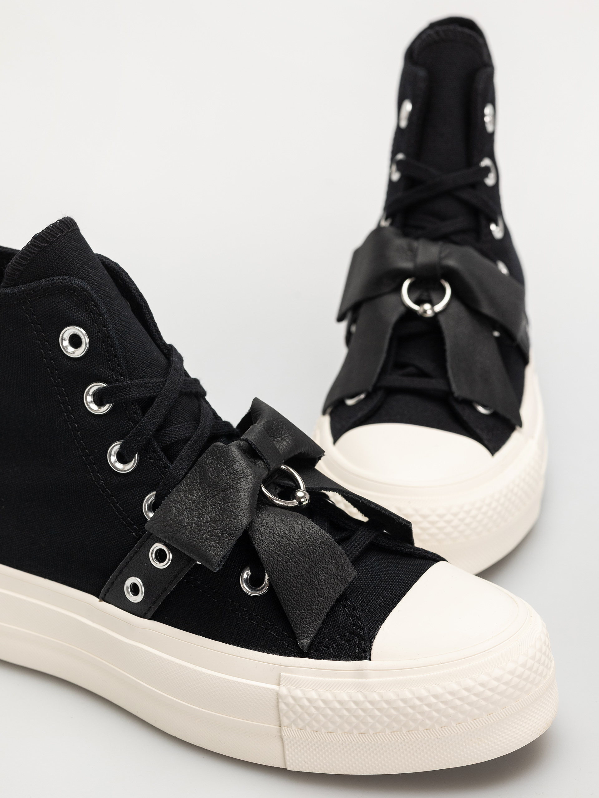 Tornacipők Converse Chuck Taylor All Star Lift Hi Wmn (black/silver/egret)