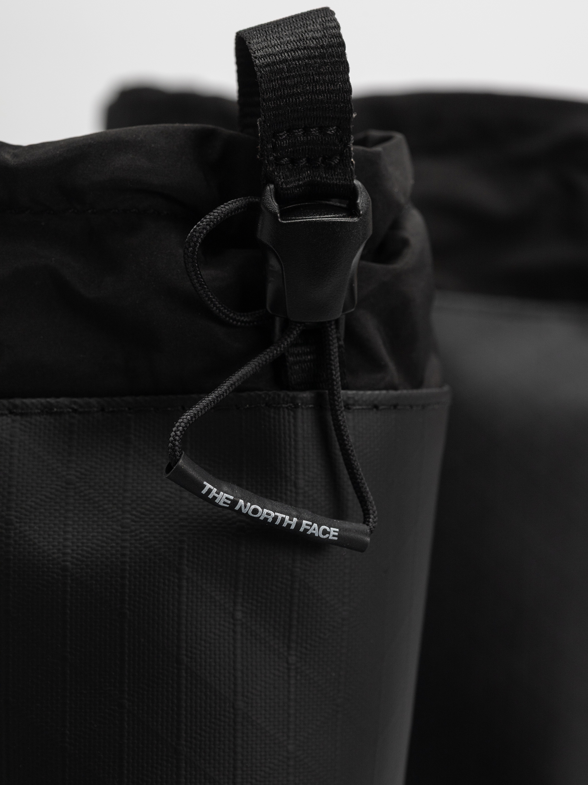 The North Face Base Camp 200 Wp Cipők (tnf black/tnf black)