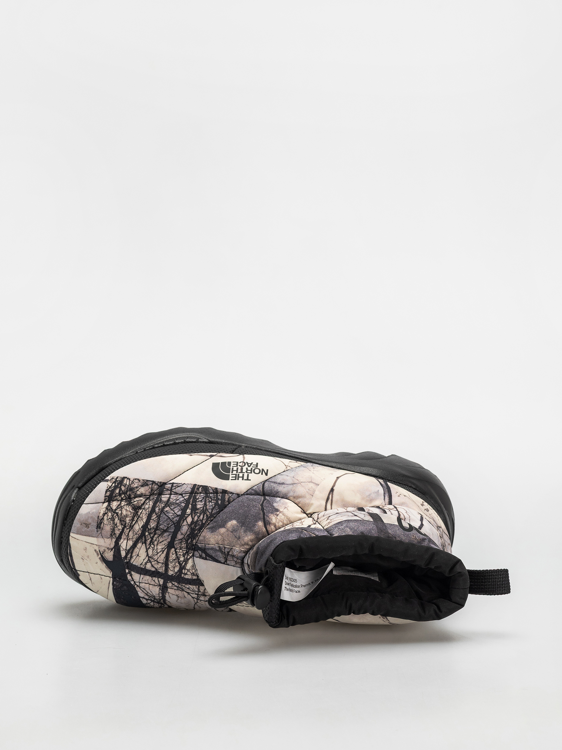 The North Face Nuptse Traction Chukka Cipők (image lift camo white d)