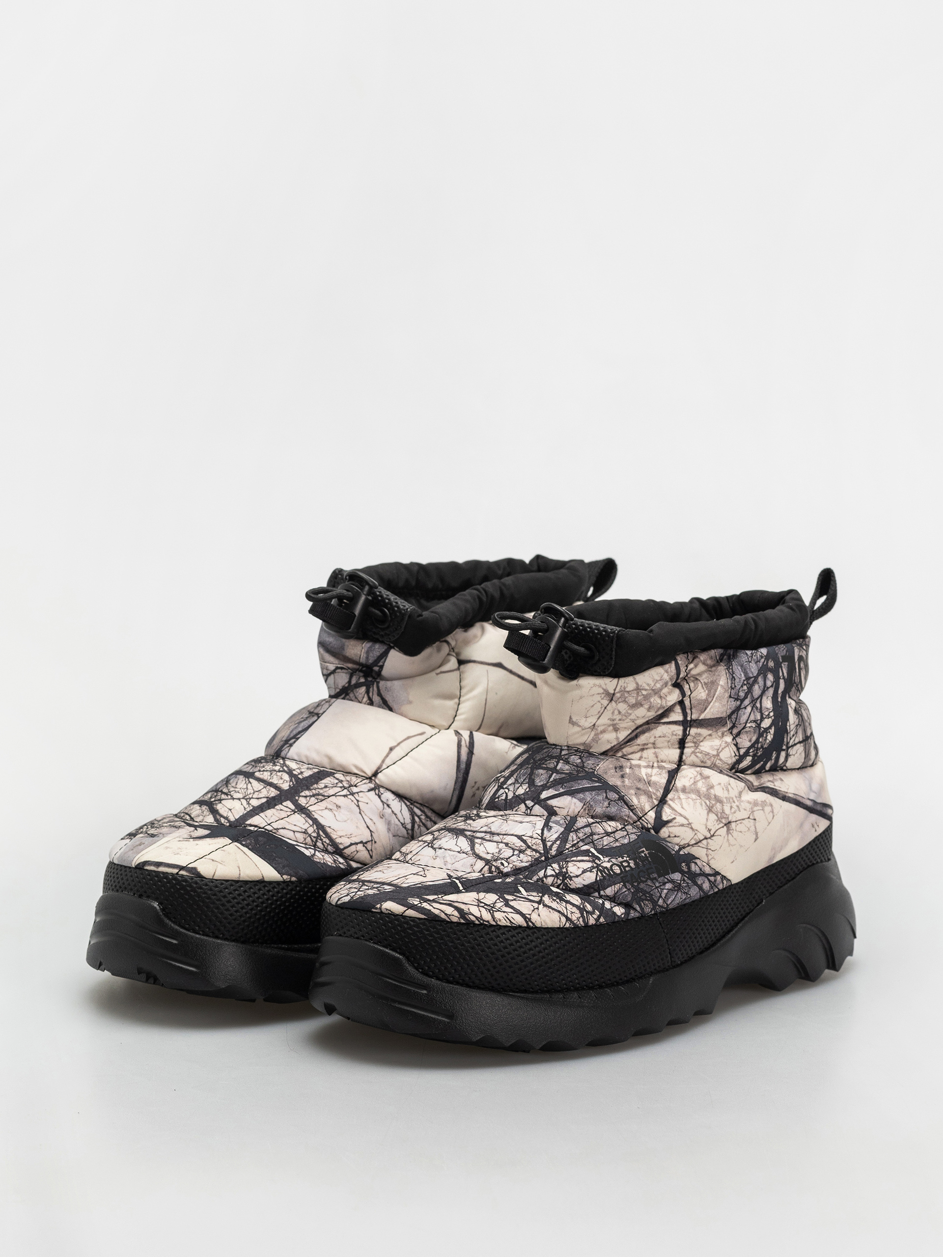 The North Face Nuptse Traction Chukka Cipők (image lift camo white d)