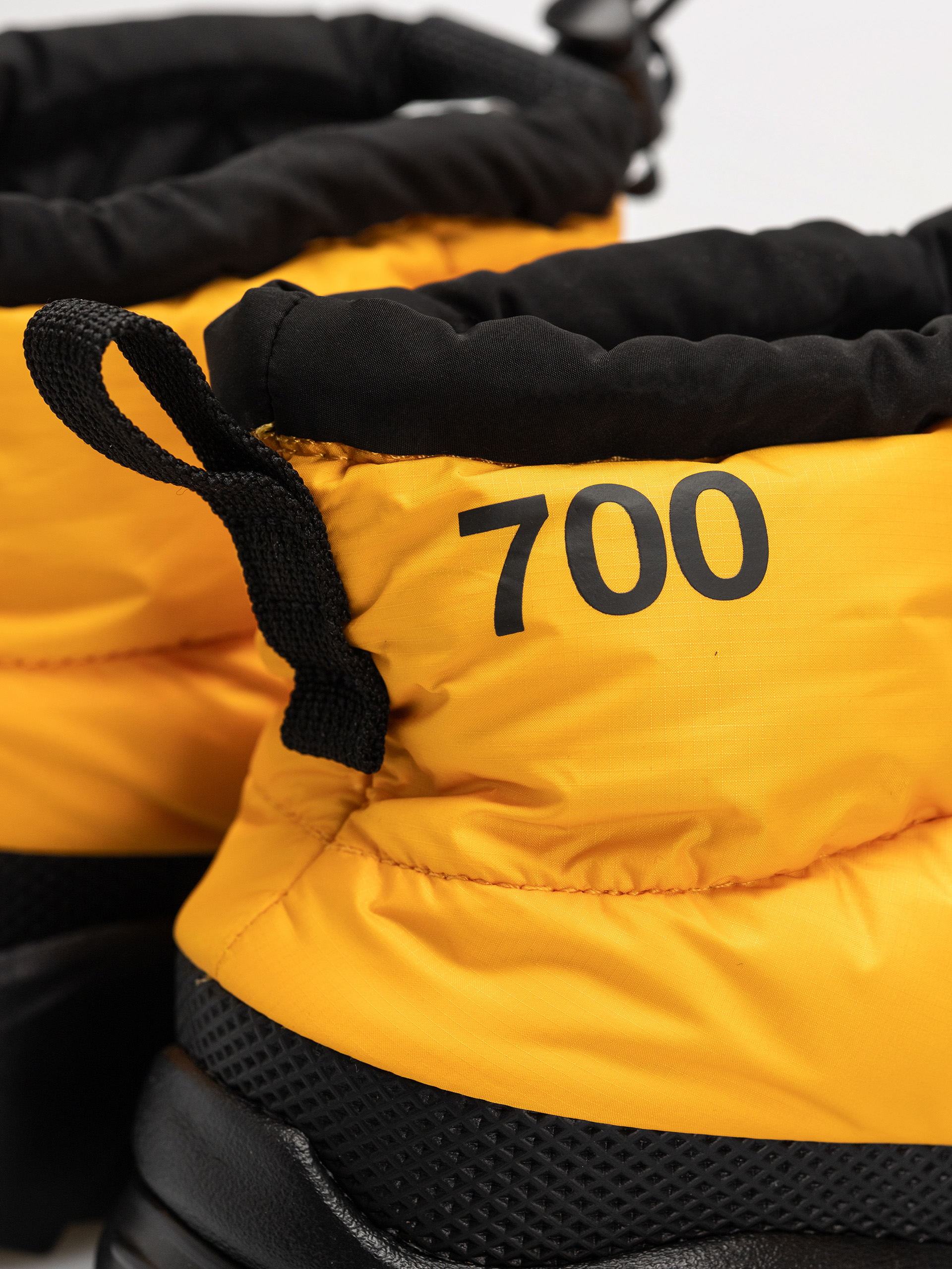 Cipők The North Face Nuptse Traction Chukka (summit gold/tnf black)