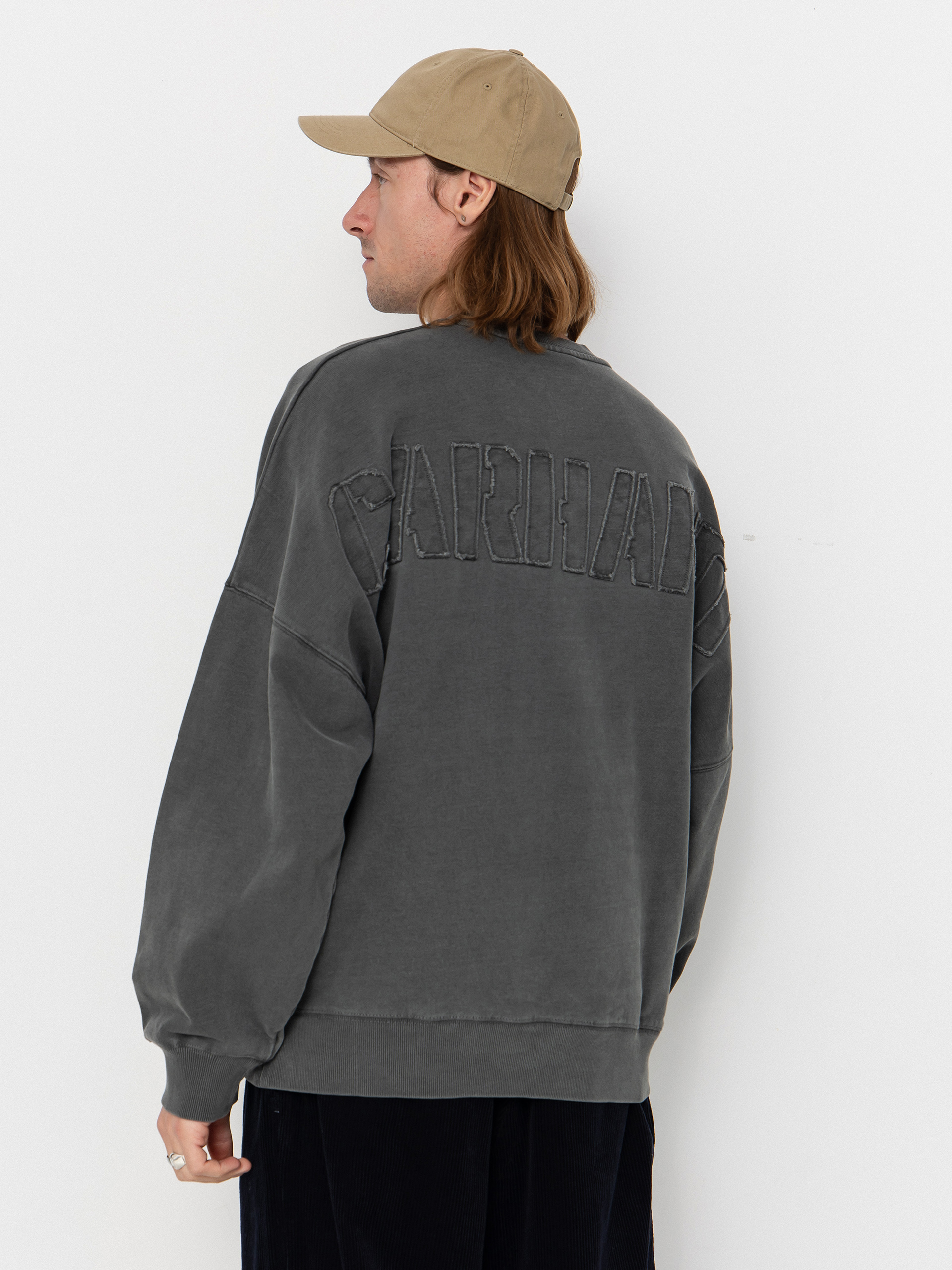 Pulóver Carhartt WIP RGGD (black/garment dyed)